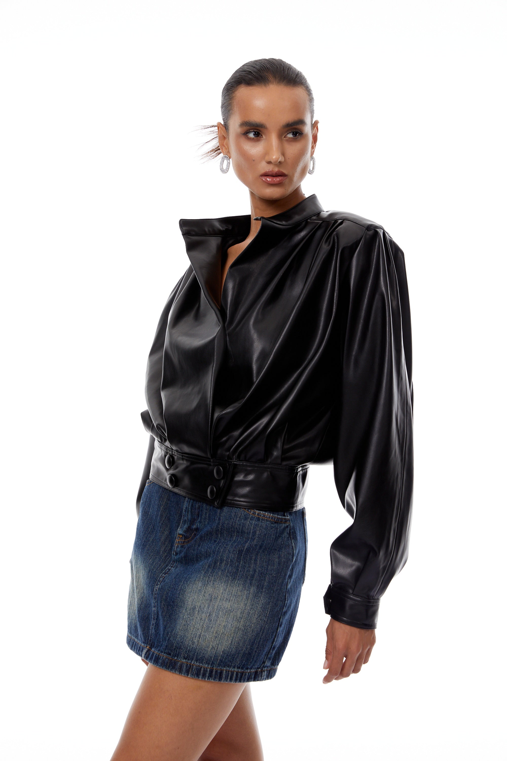 Ramóna Black Crop Leather Jacket