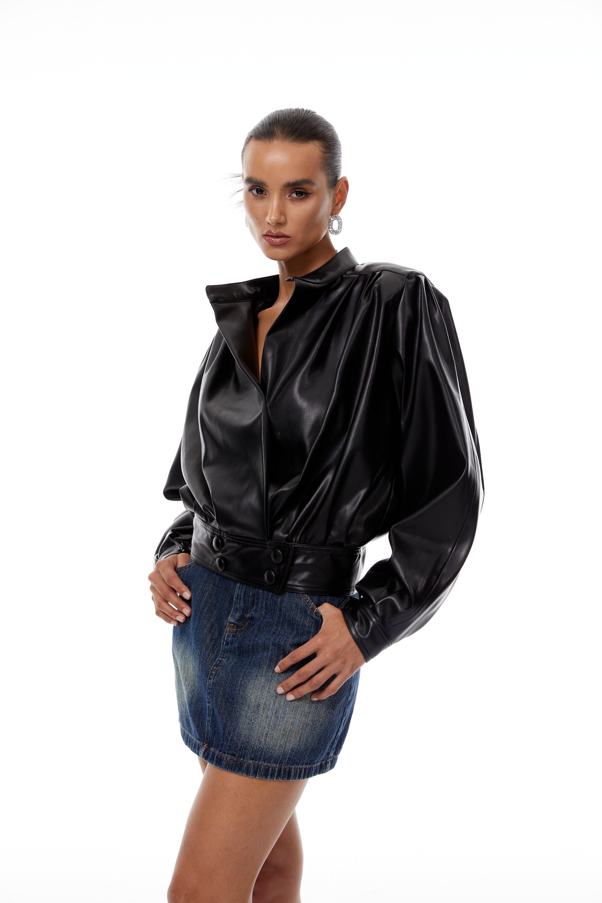 Ramóna Black Crop Leather Jacket