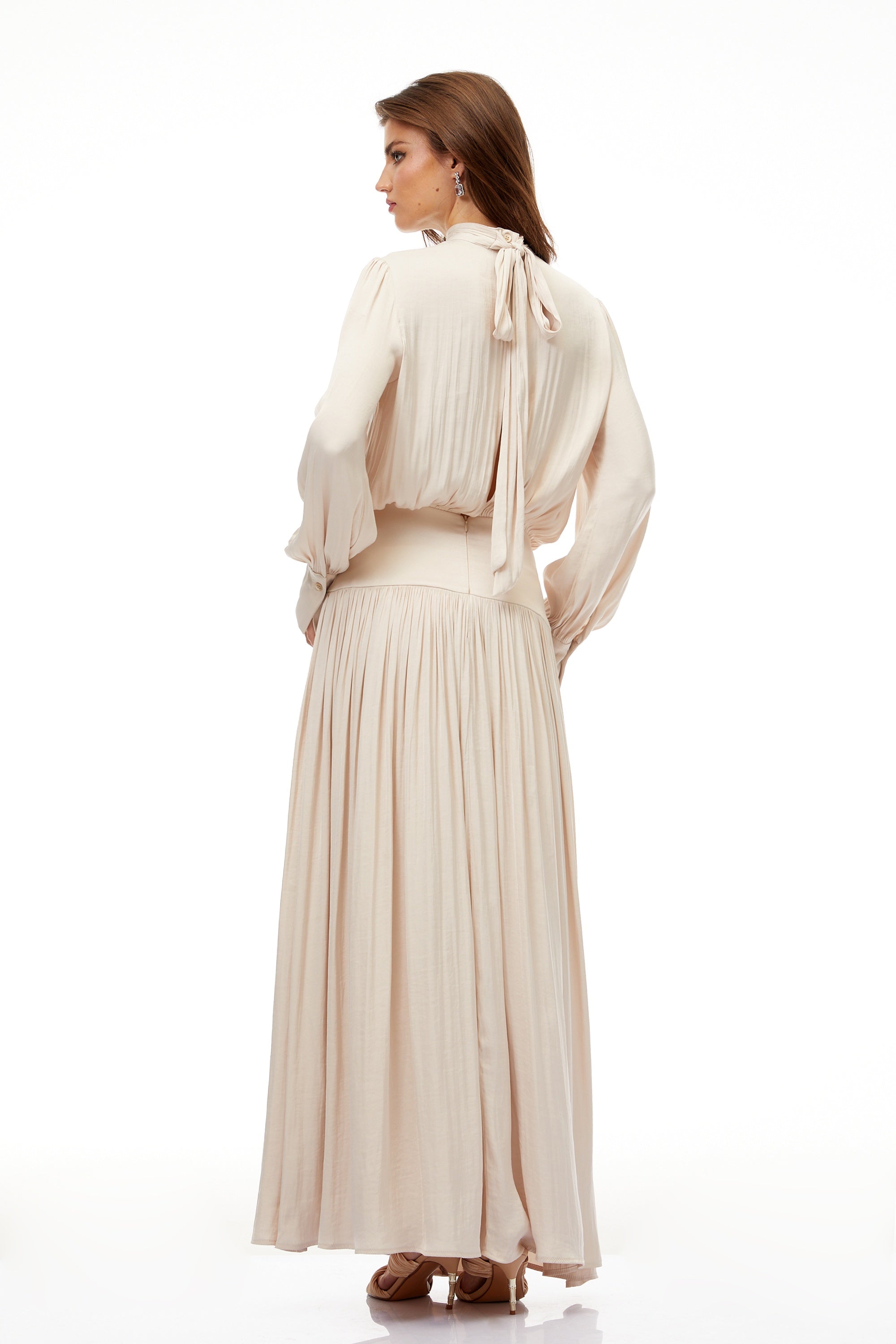 Valérie Neutral Self-Tie Pleated Maxi Dress