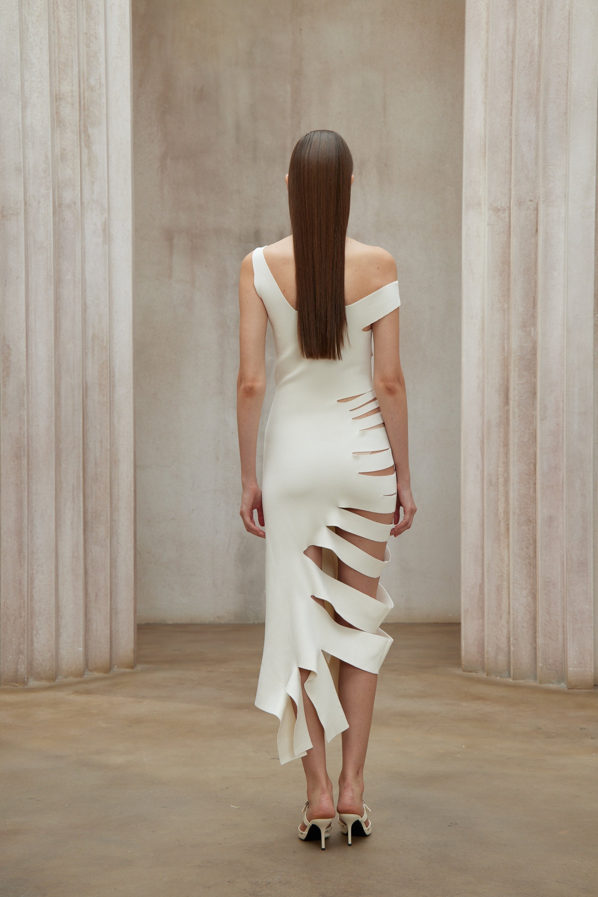 Maëlys White Asymmetrical Cut Out Midi Dress