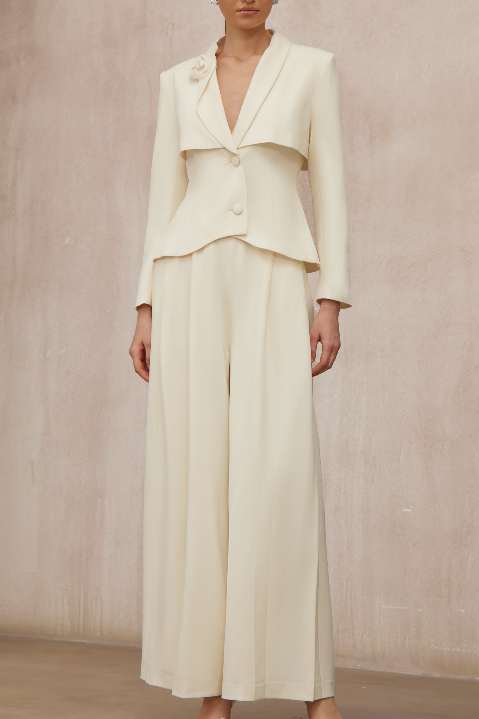 Teresa Neutral 3D Petal Blazer & Trousers Set - Off white