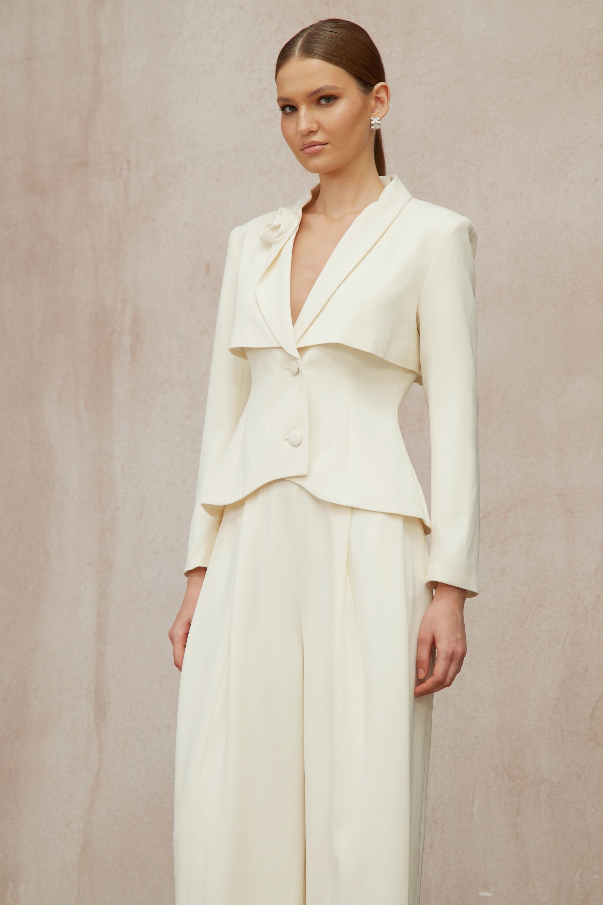 Teresa Neutral 3D Petal Blazer & Trousers Set - Ivory