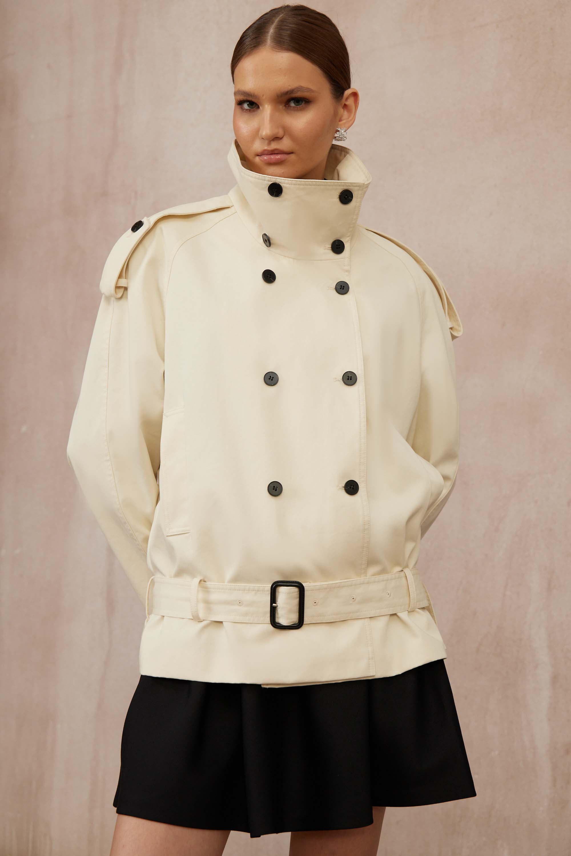 Calliopée White Double-Breasted Short Trench Coat