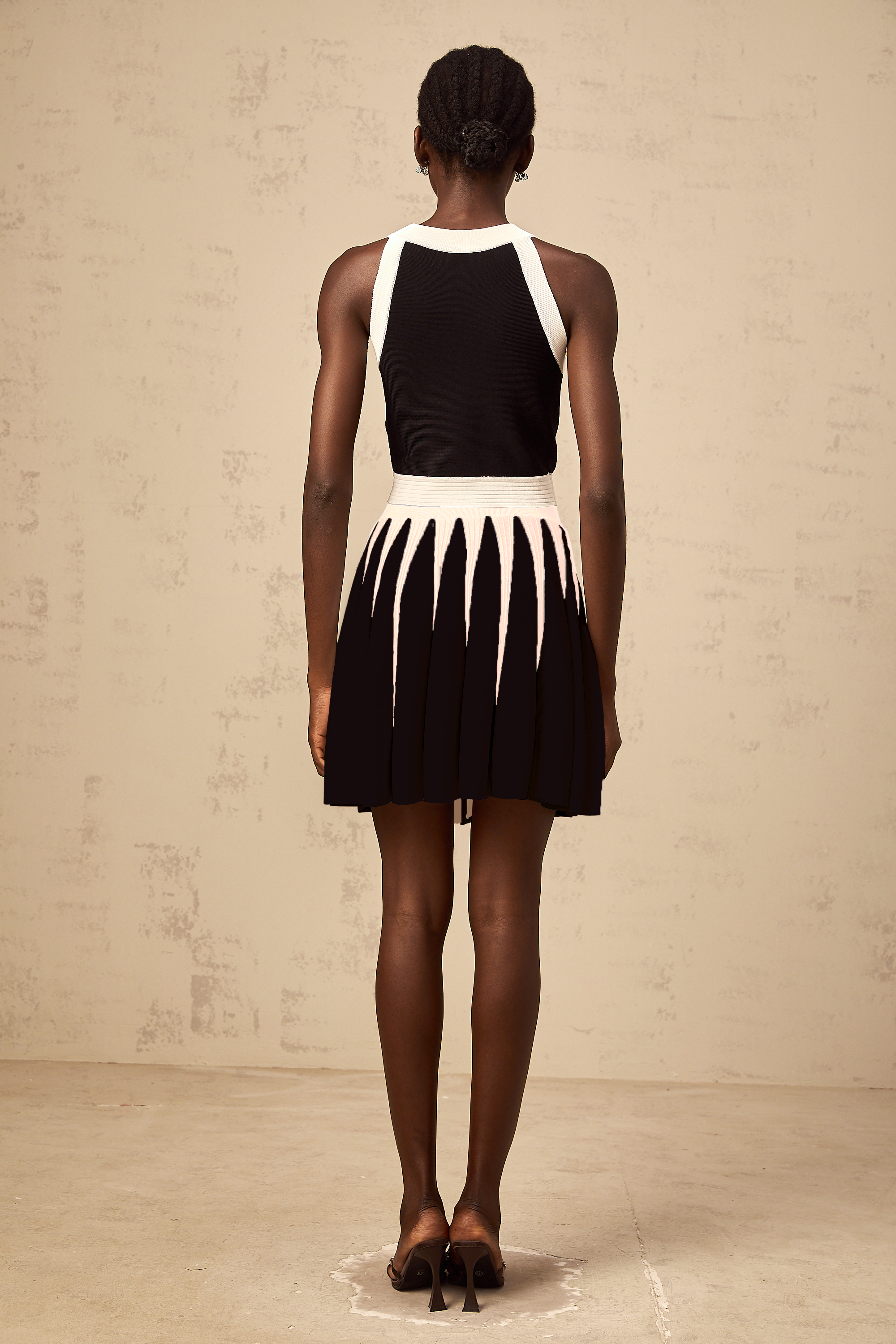 Iseult contrast-color striped knit top & skirt matching set