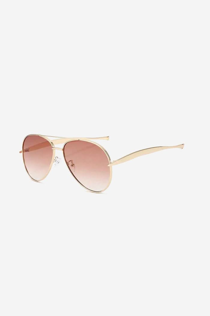 Aviator Sunglasses with Sculpted Gold Frame and Double Bridge – Pink