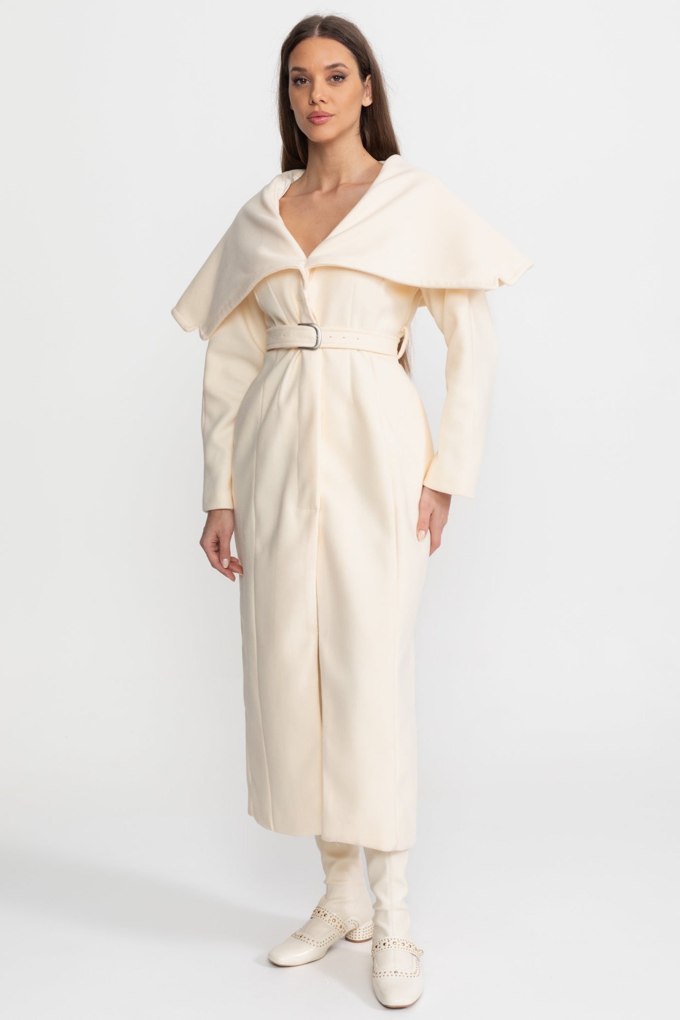 Long Blend Coat with Cape Collar – Ivoire