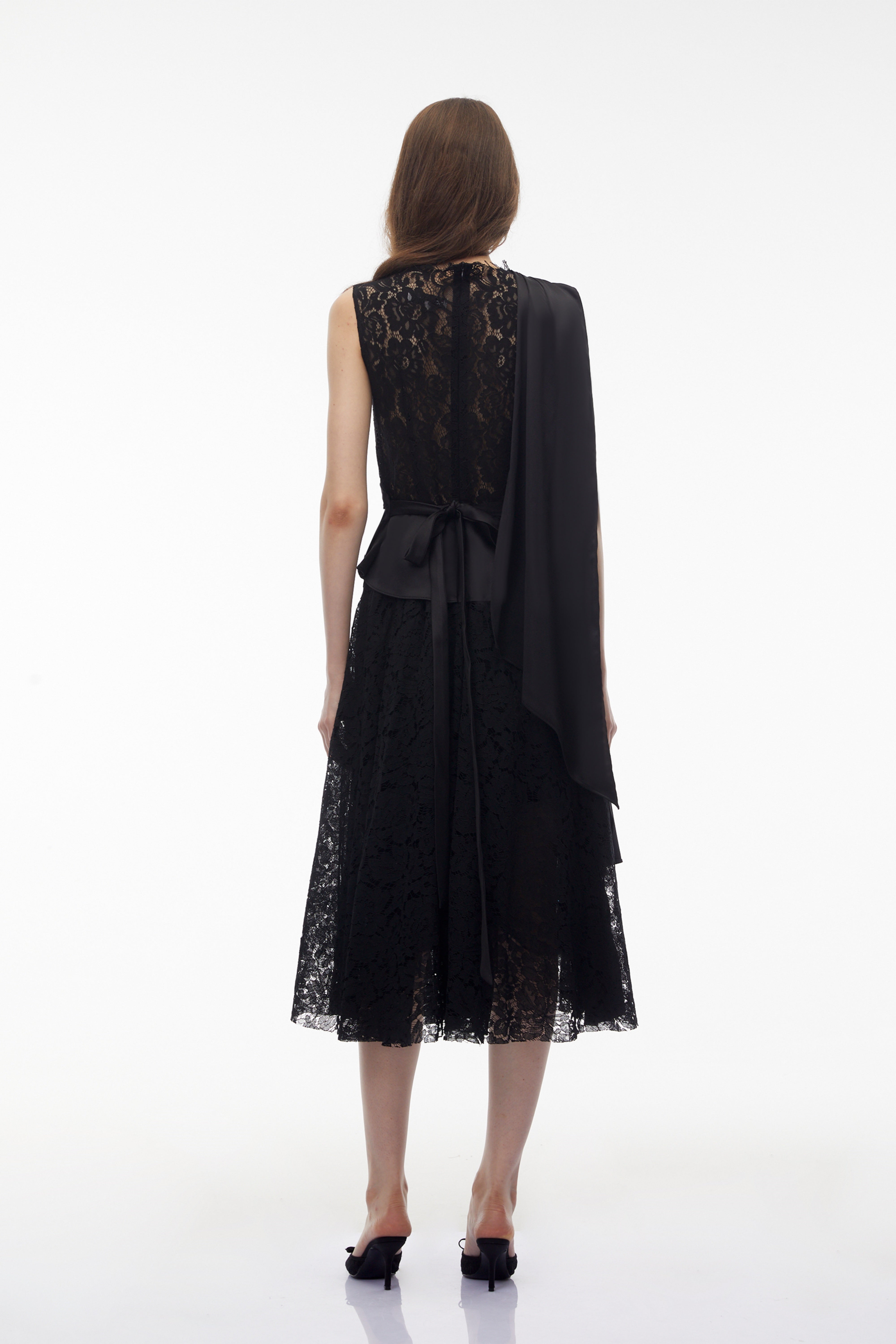 Bastet Black Floral Lace Pleated Maxi Dress