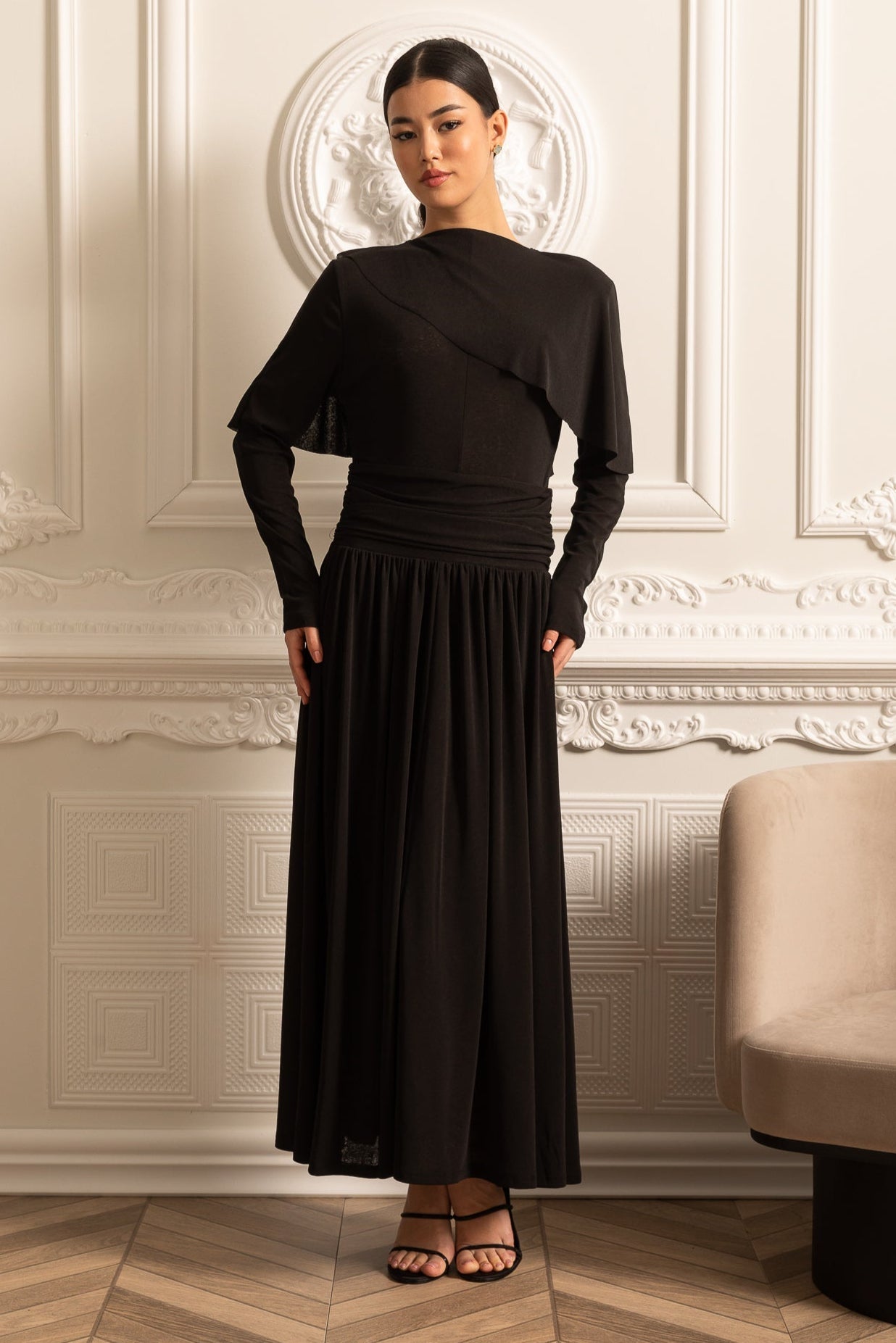 Elegant Dress With Ruched Waist, Pleated Maxi Skirt And Cape-Like Layered Top - Black