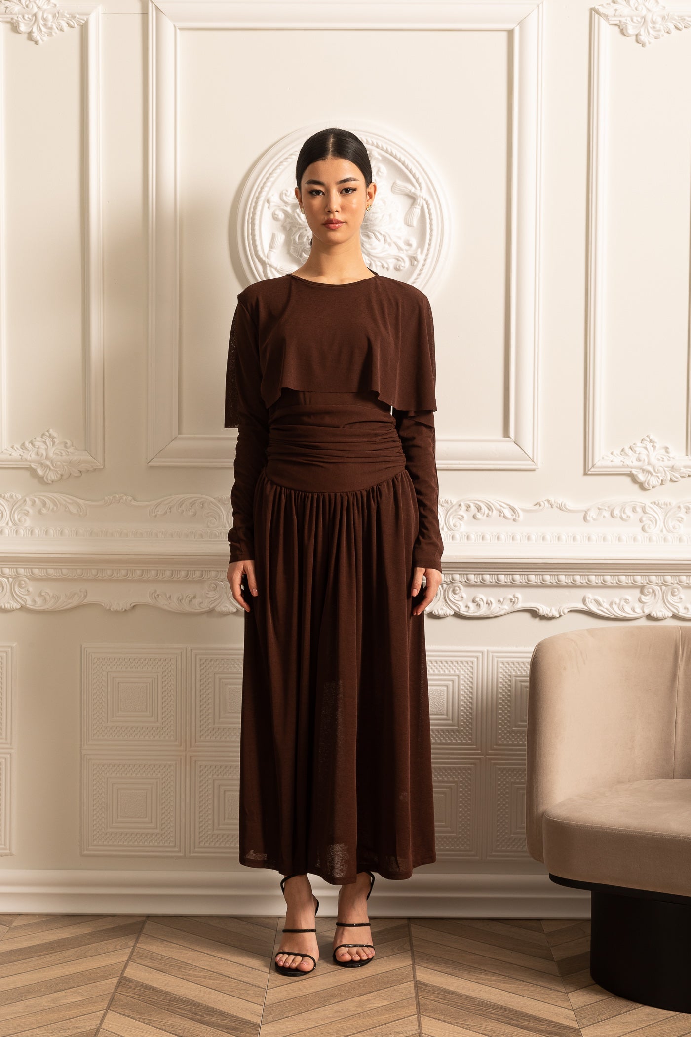 Elegant Dress With Ruched Waist, Pleated Maxi Skirt And Cape-Like Layered Top - Brown