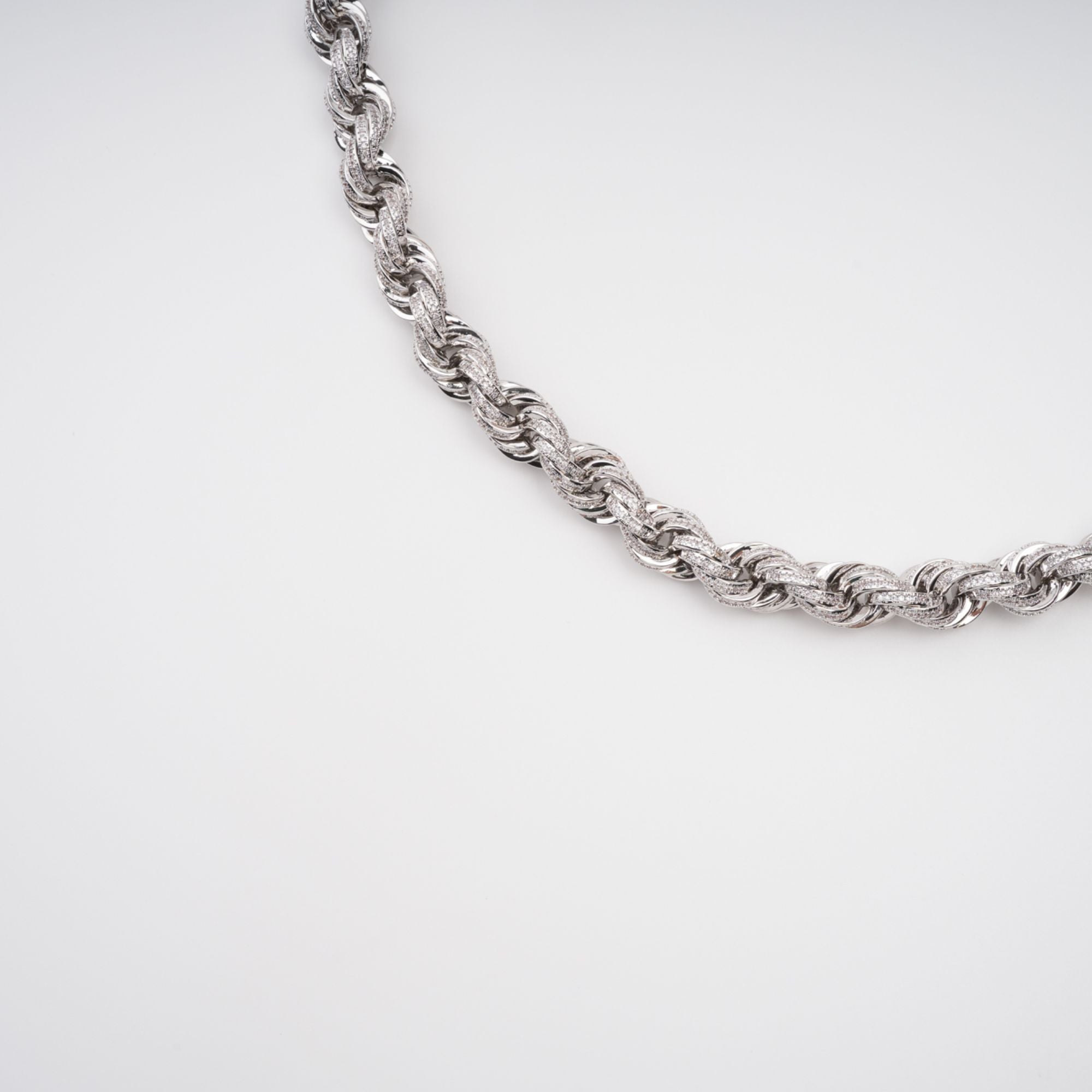 Aventin Silver Tone Cable Link Crystal Embellished Necklace