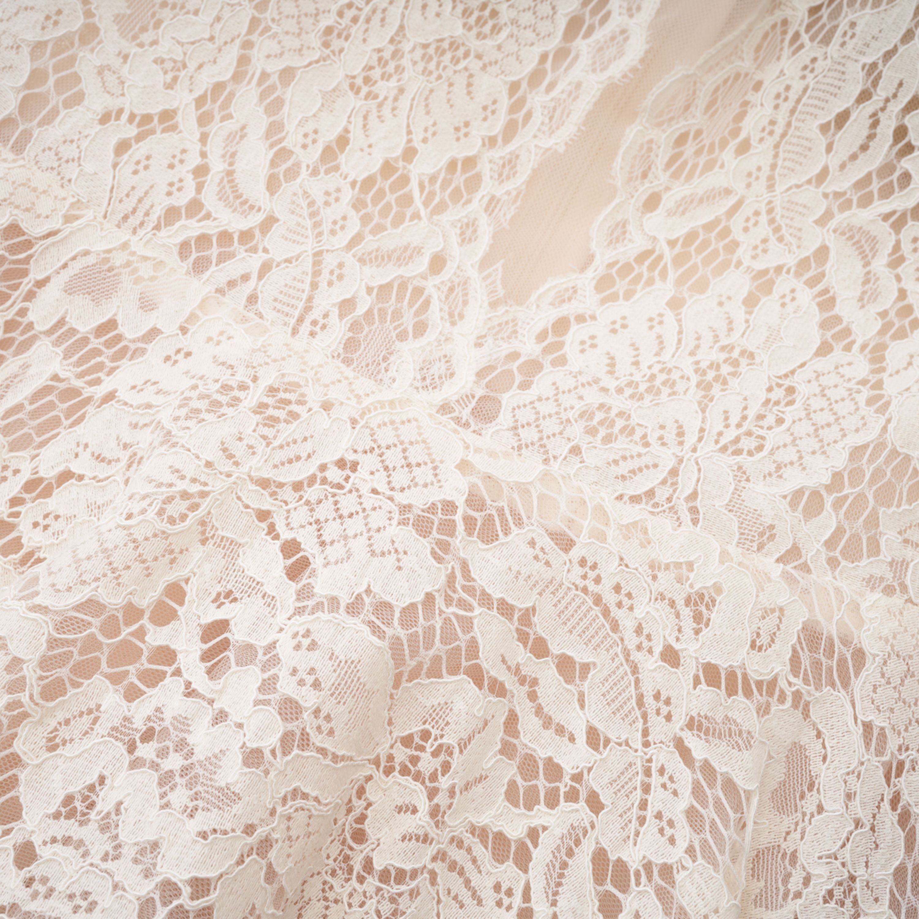 Oliana Ivory Lace Maxi Gown (Final Sale-US Only)