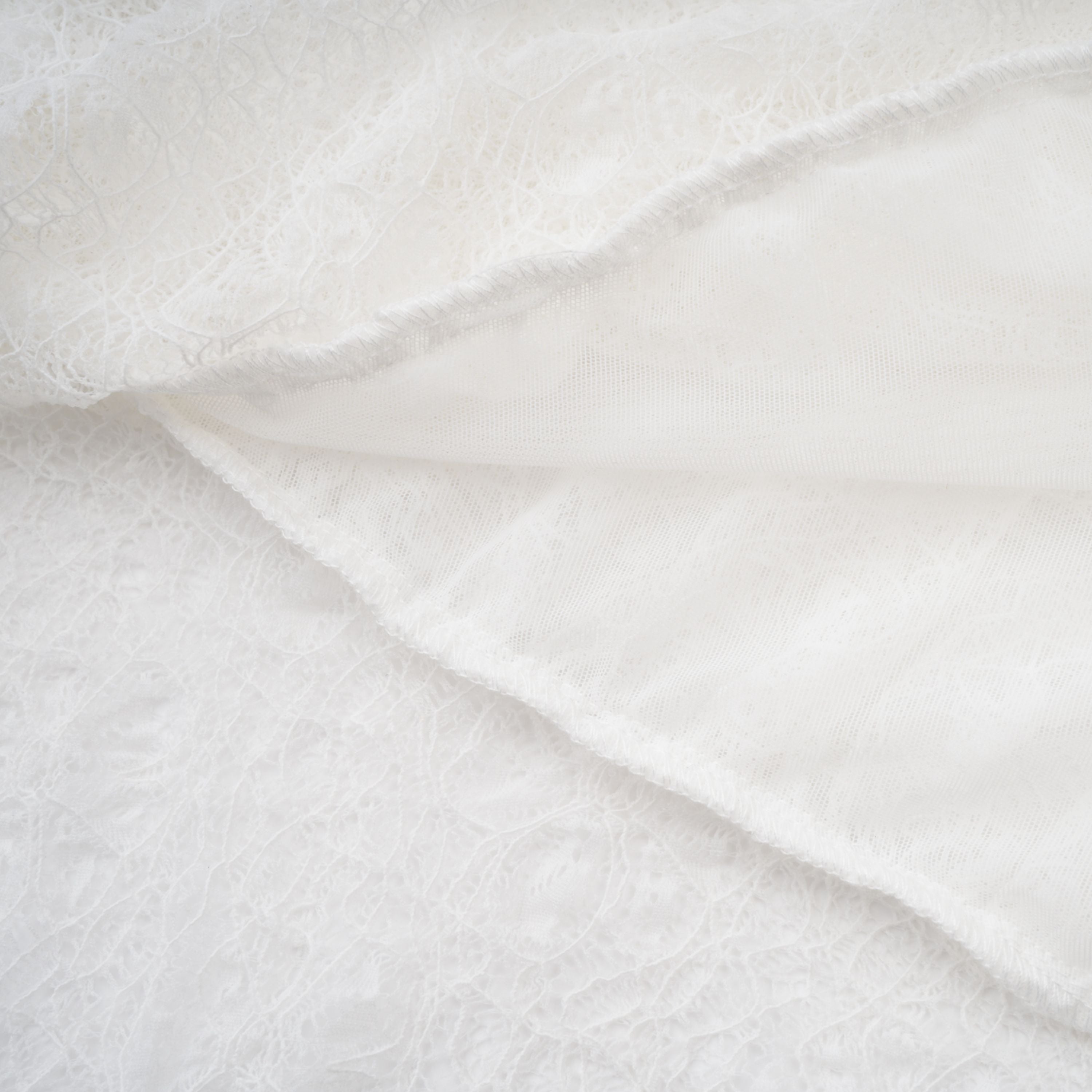 Étincelle White Ruched Lace Maxi Dress (Final Sale-US Only)