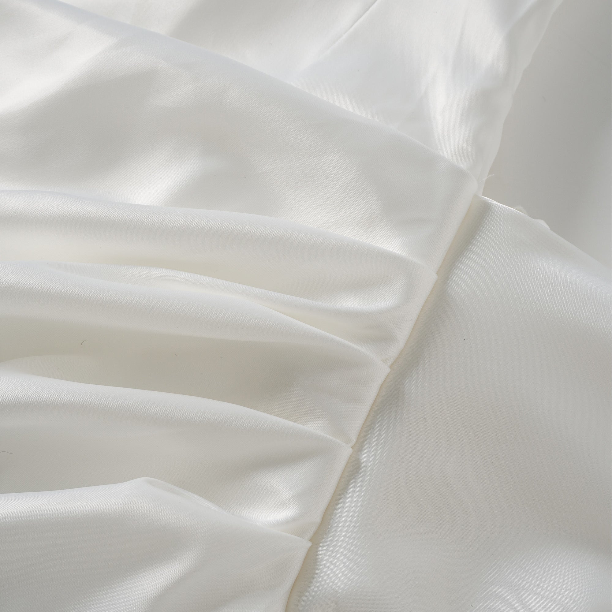 Zenina White Ruched Ribbon Detail Mini Dress (Final Sale-US Only)