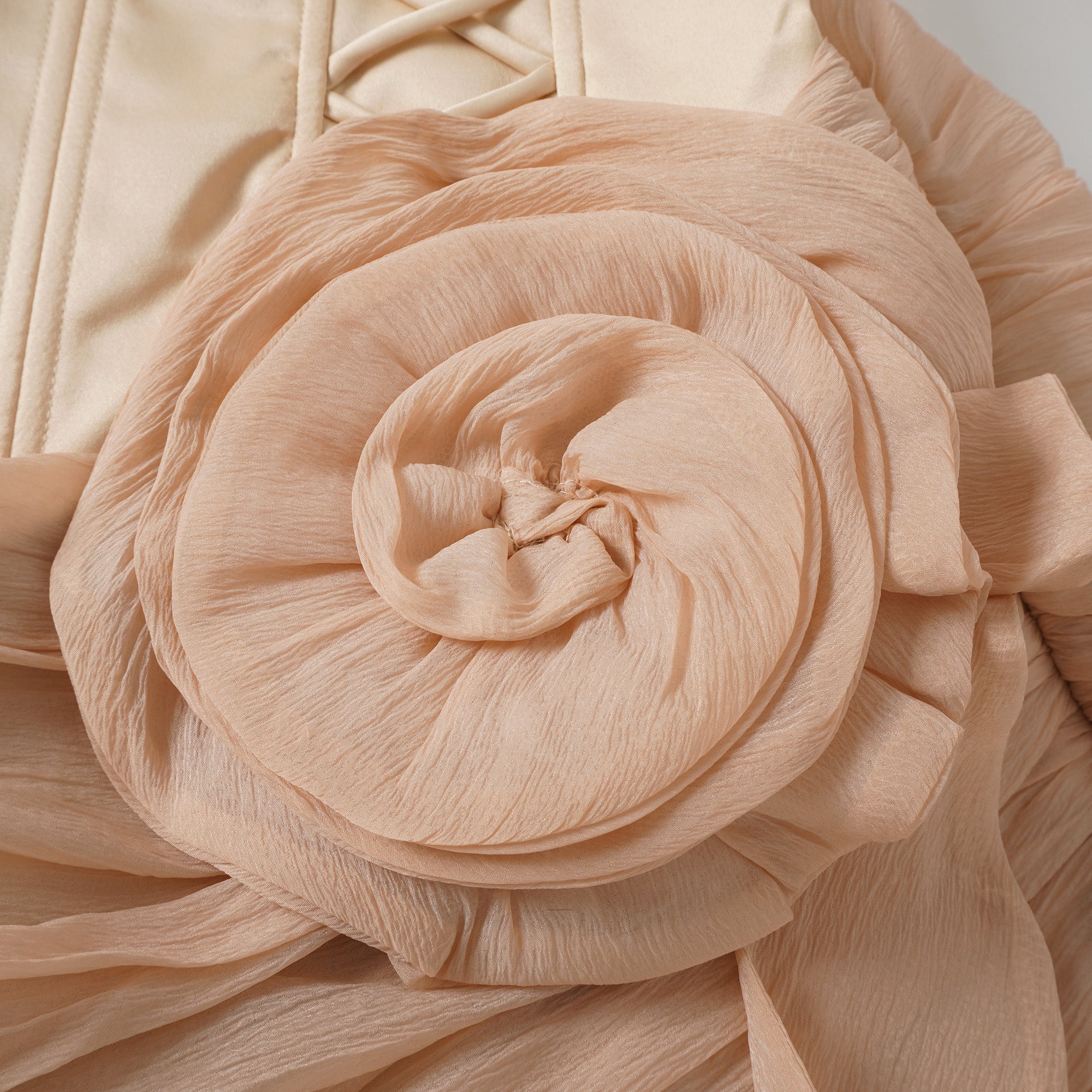 Téa cinched-waist floral-appliqué panelled mini dress