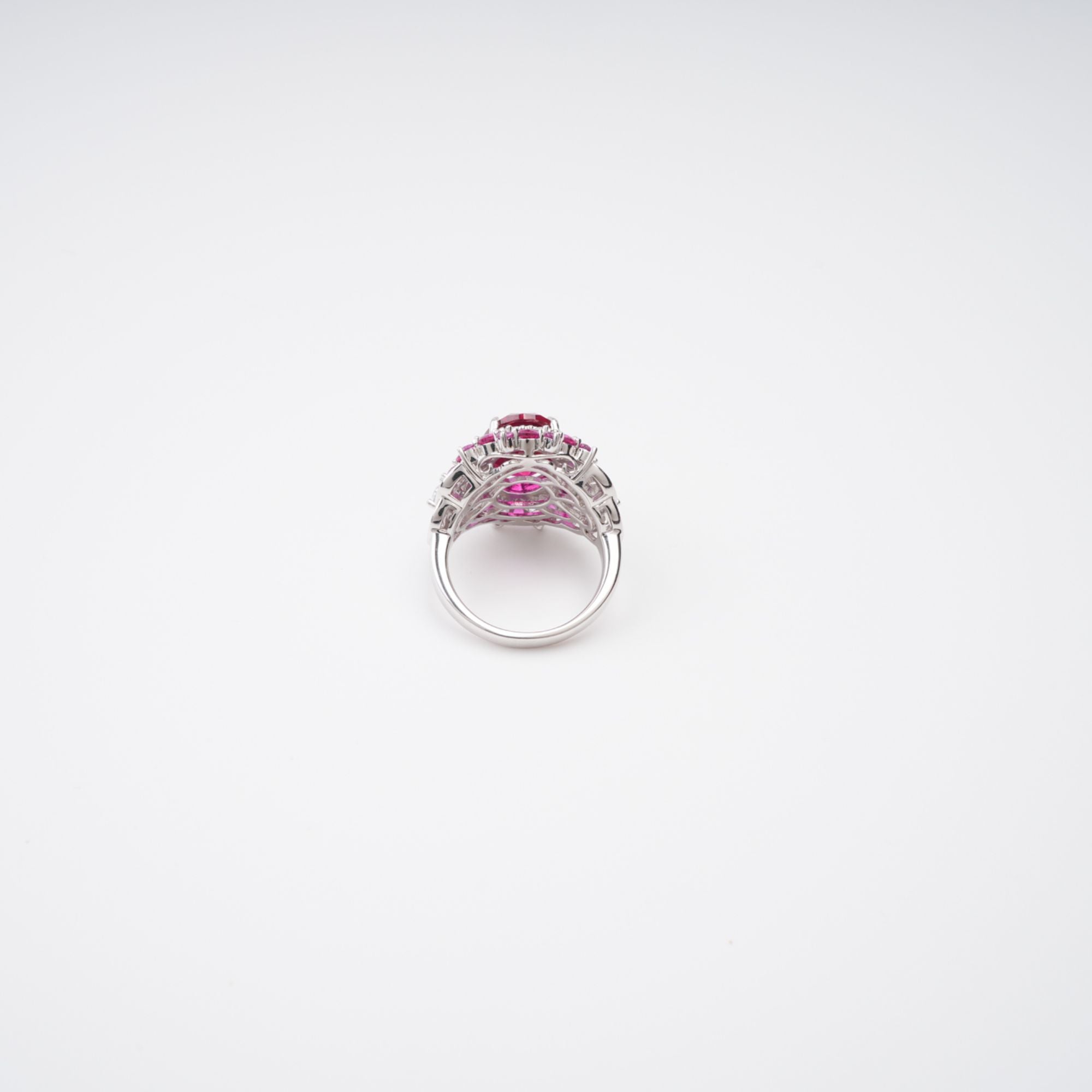 Amélie Red Oval Cut Gemstone Sterling Silver Ring