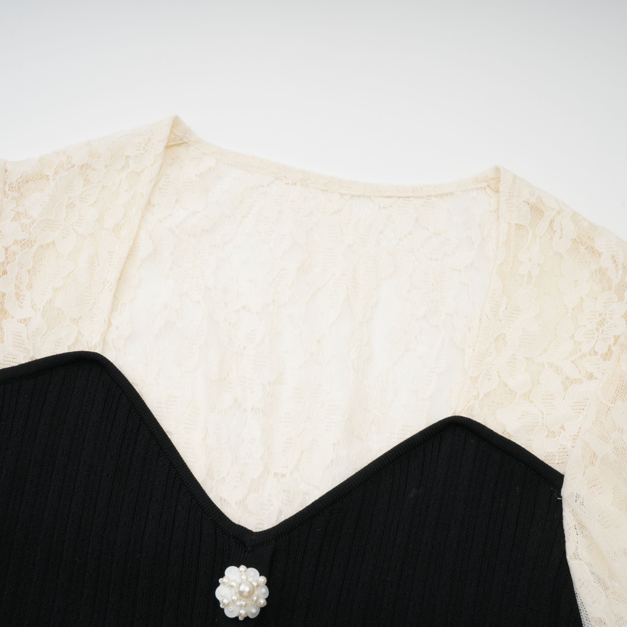 Noa lace-trimmed knit midi dress