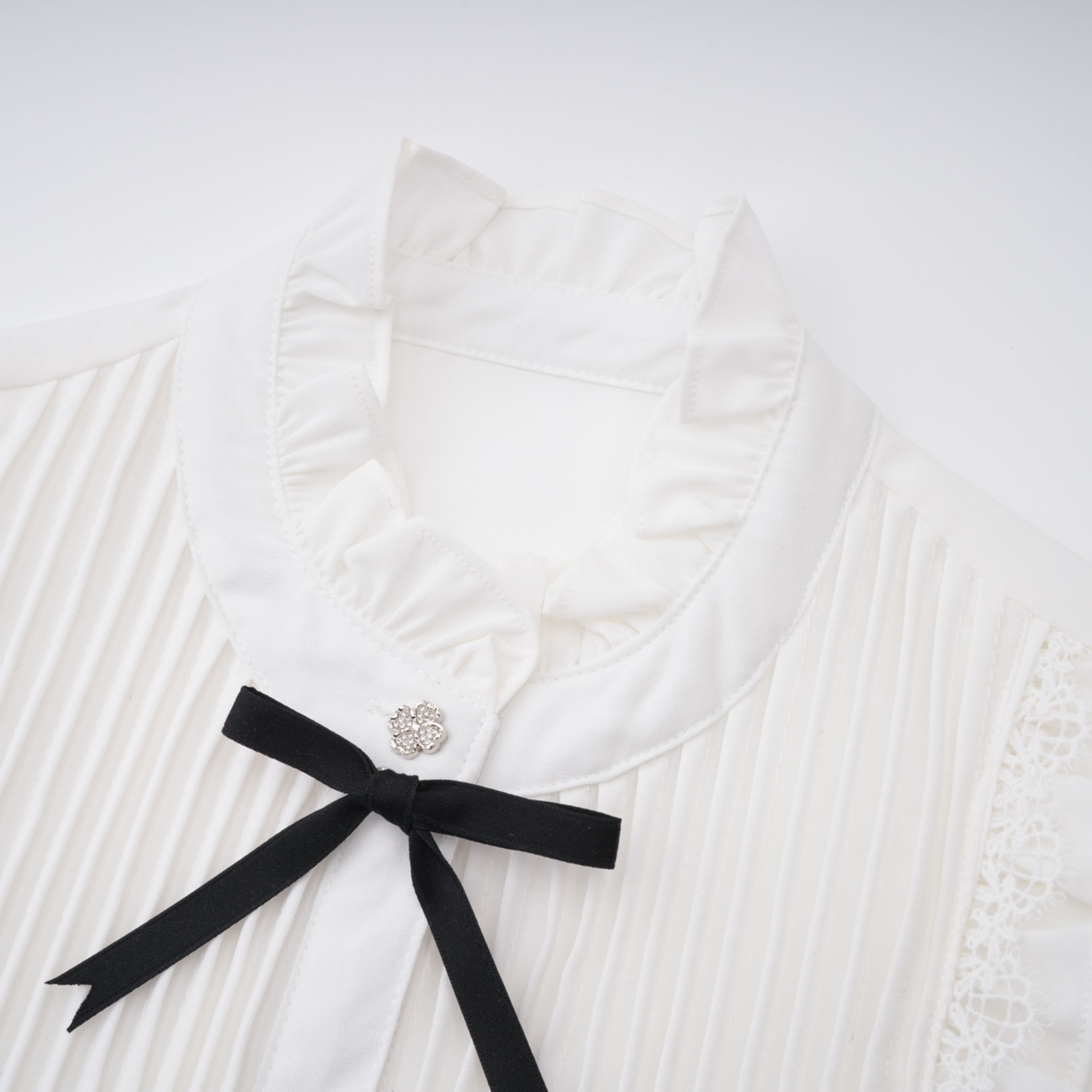 Paulette white bowknot shirred-panel ruffled shirt