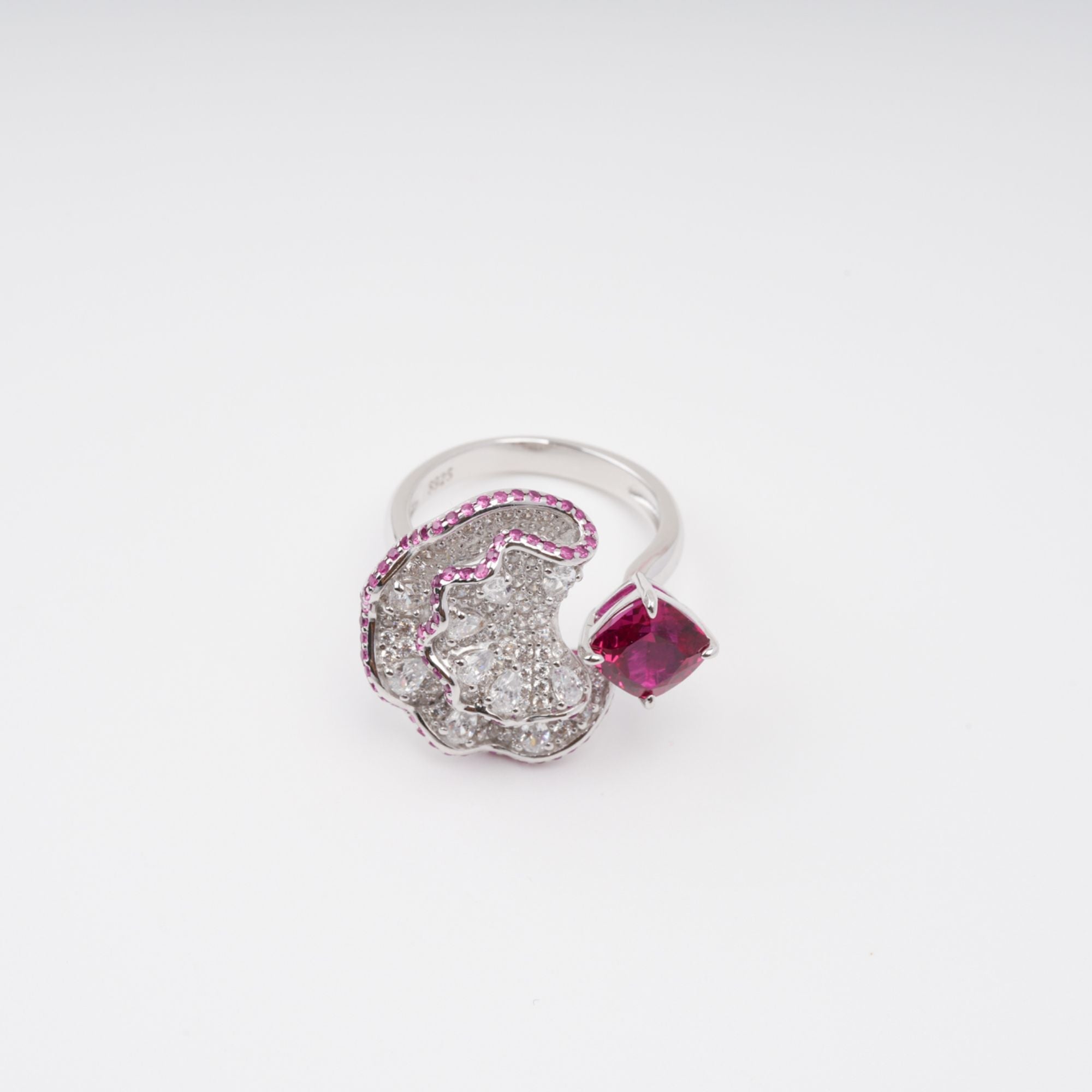 Daphné Rose Pink Moonlit Wave Adjustable Sterling Silver Ring
