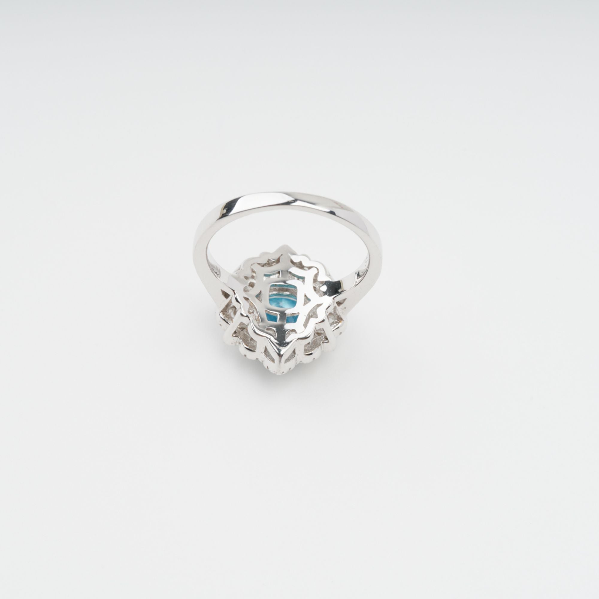 Énigme Blue Cushion Cut Gemstone Sterling Silver Ring