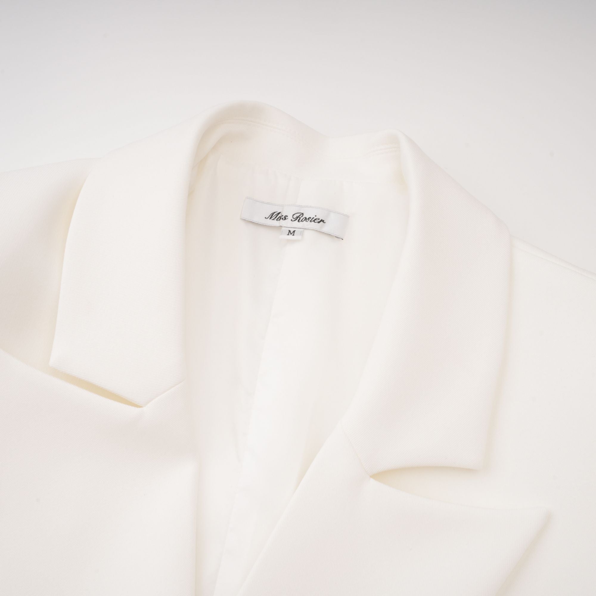 Adélise White Blazer & Lace Skirt Set