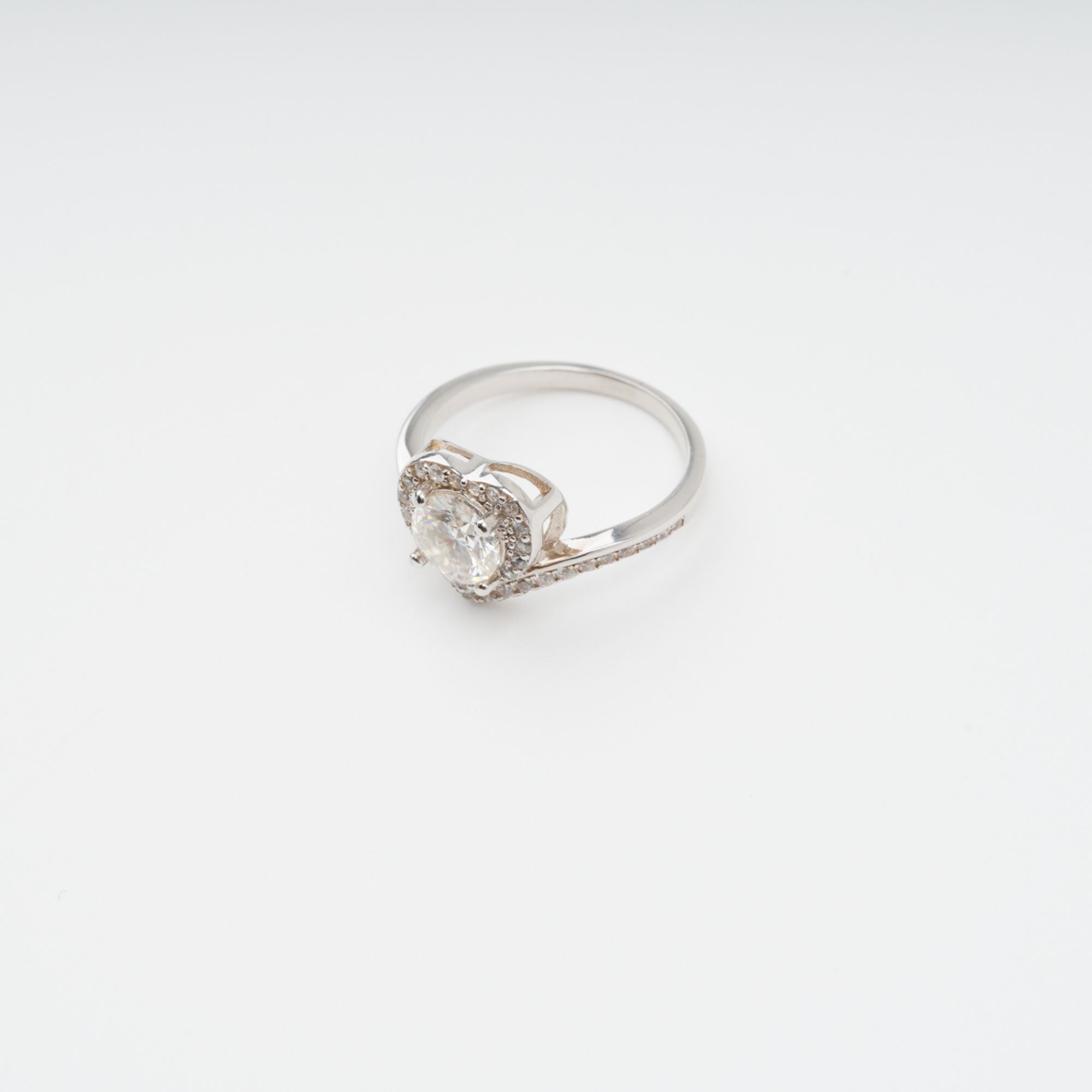 Révérence Heart Shaped Sterling Silver Ring