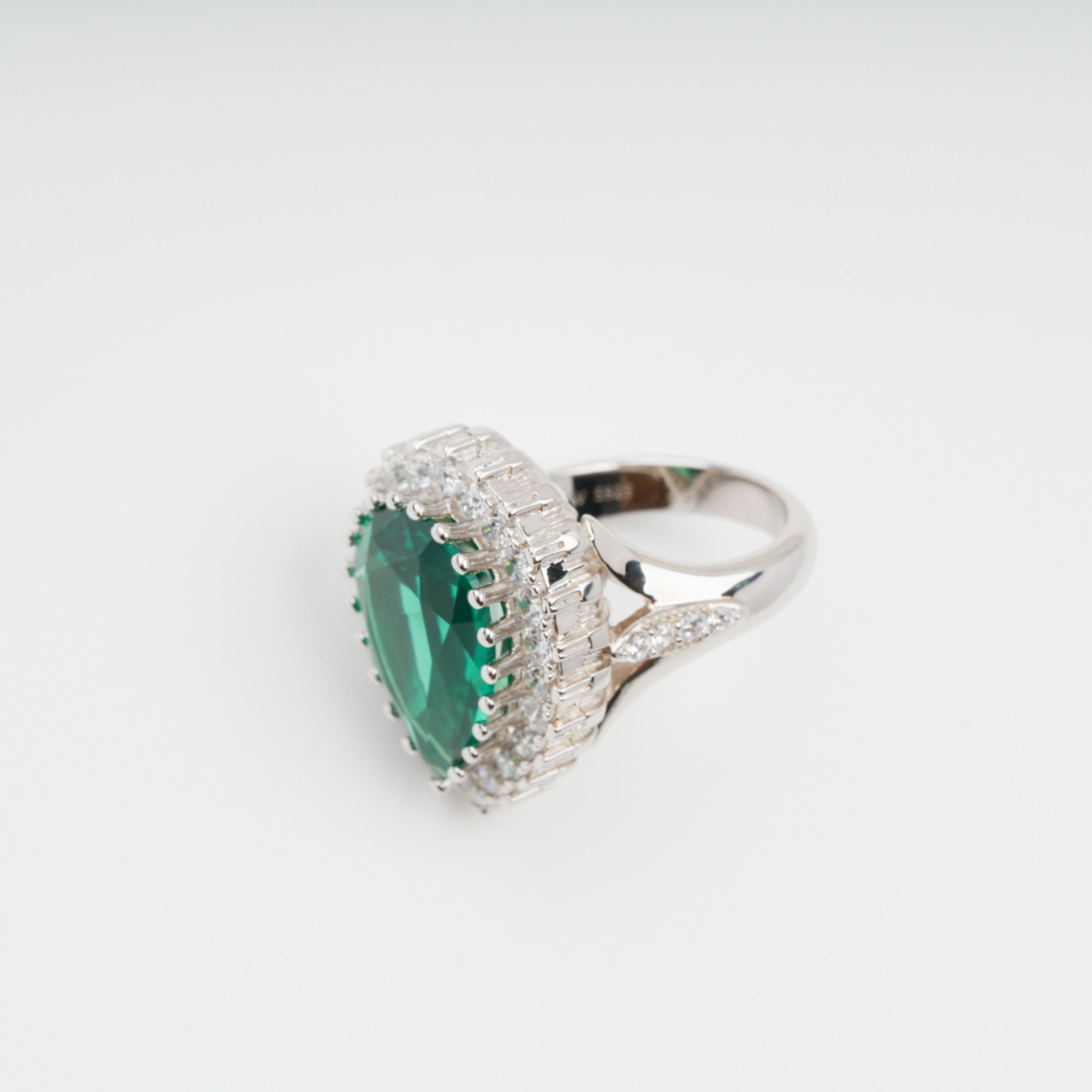 Lumière Green Pear Cut Gemstone Sterling Silver Ring