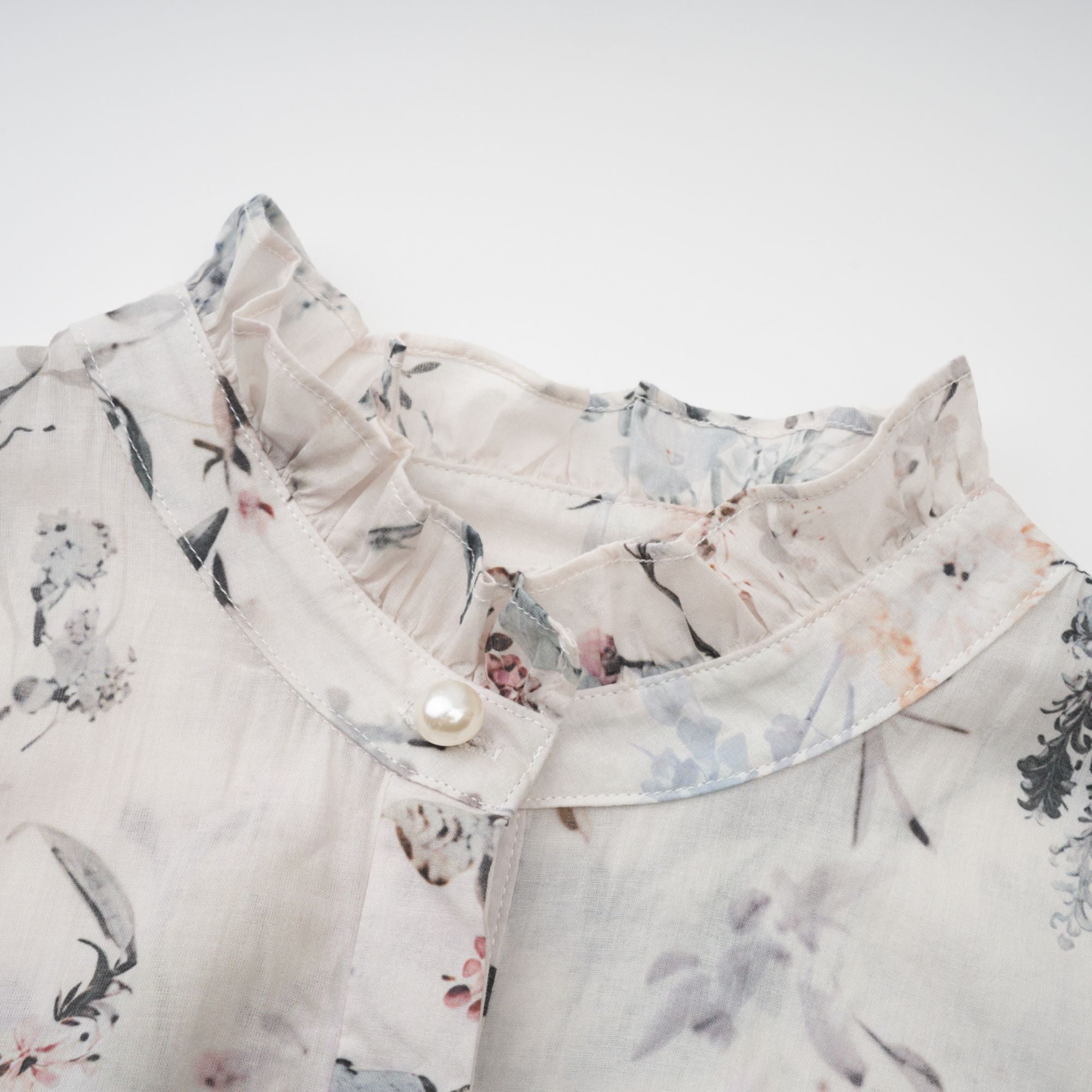 Héloïse White Floral Print Summer Midi Dress