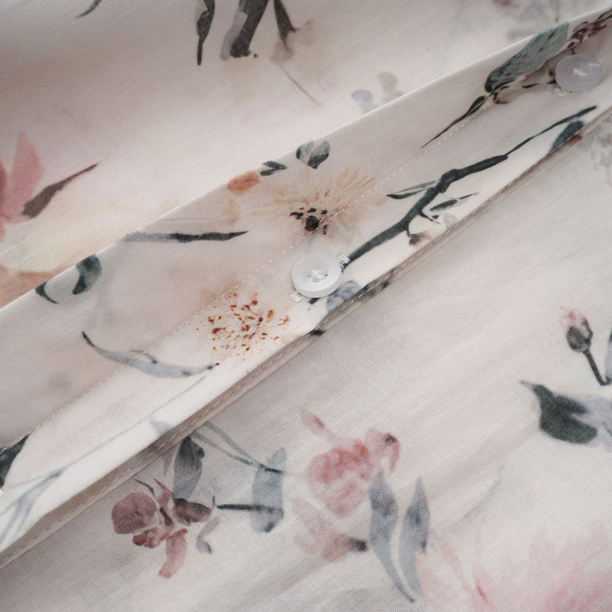 Héloïse White Floral Print Summer Midi Dress