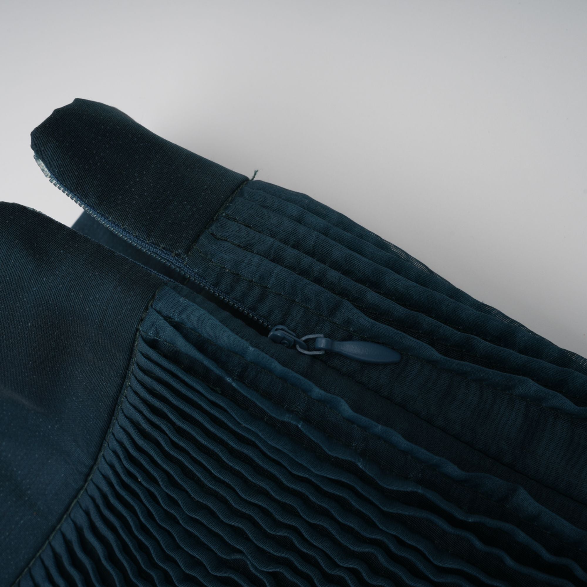 Zoé dark-green ribbon tie-neck shirt & skirt matching set (Final Sale-US Only)