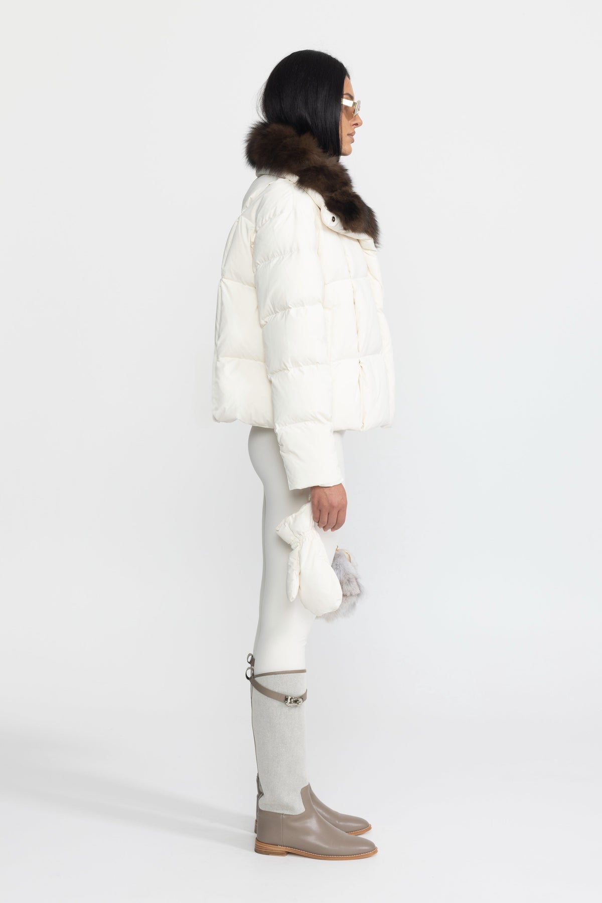 Aliénor Ivoire Fox Fur Collar Cropped Down Puffer Jacket