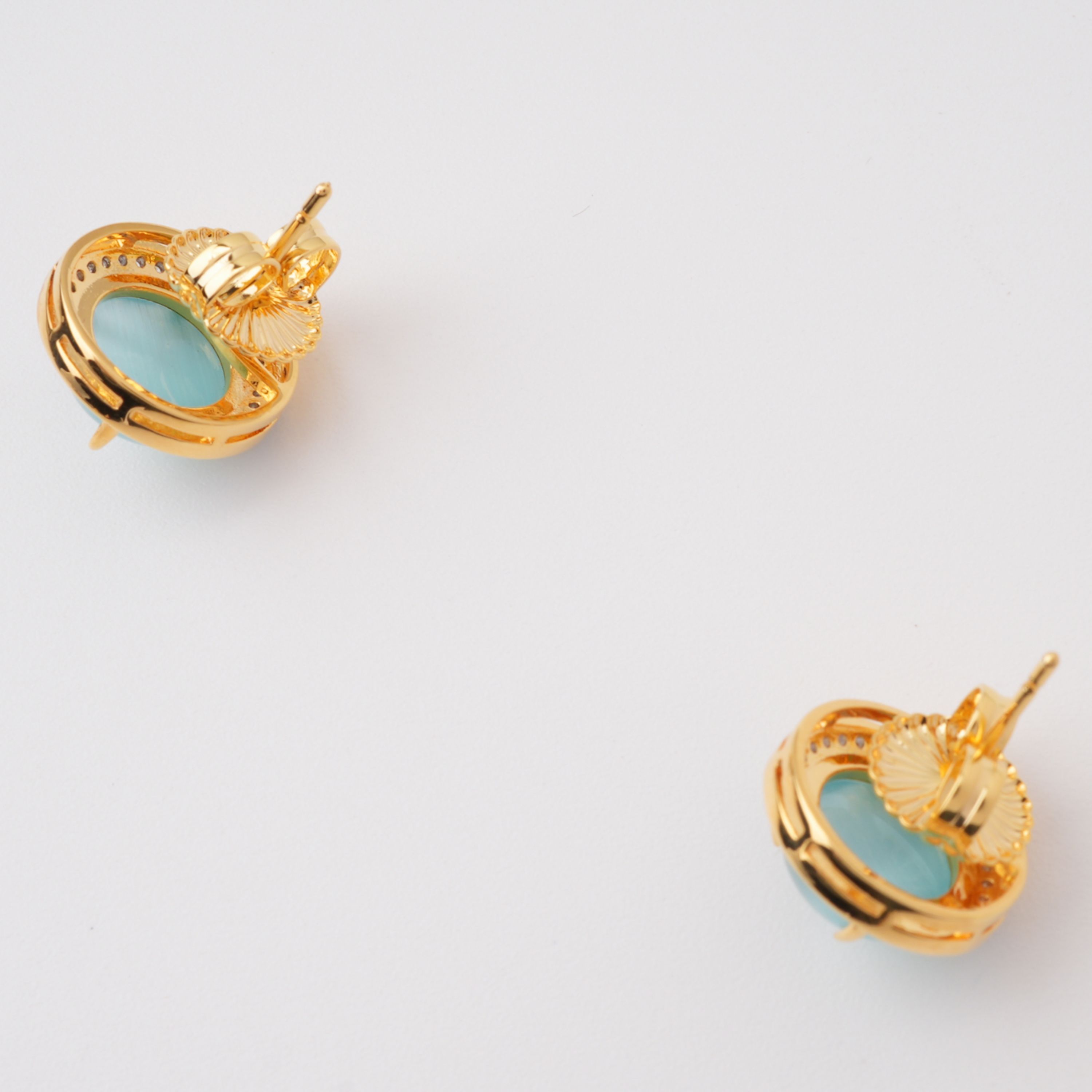 Fahire Aqua Round Cut Gemstone Crystal Earrings