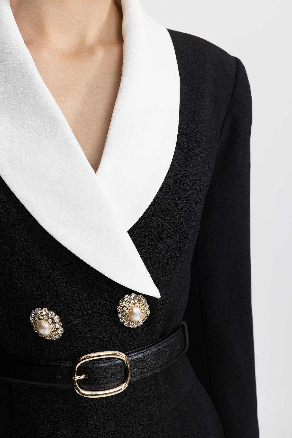 Maylis Black Contrast Lapel Belted Pleated Blazer Mini Dress