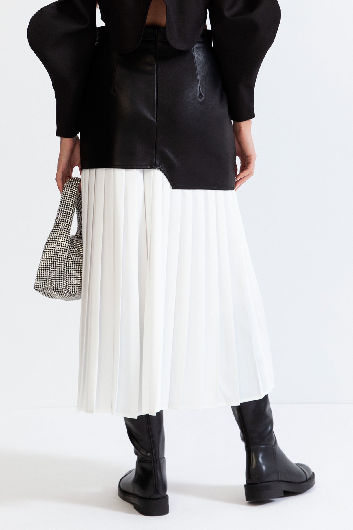 AZULLA Pleated midi skirt with leather effect - Black