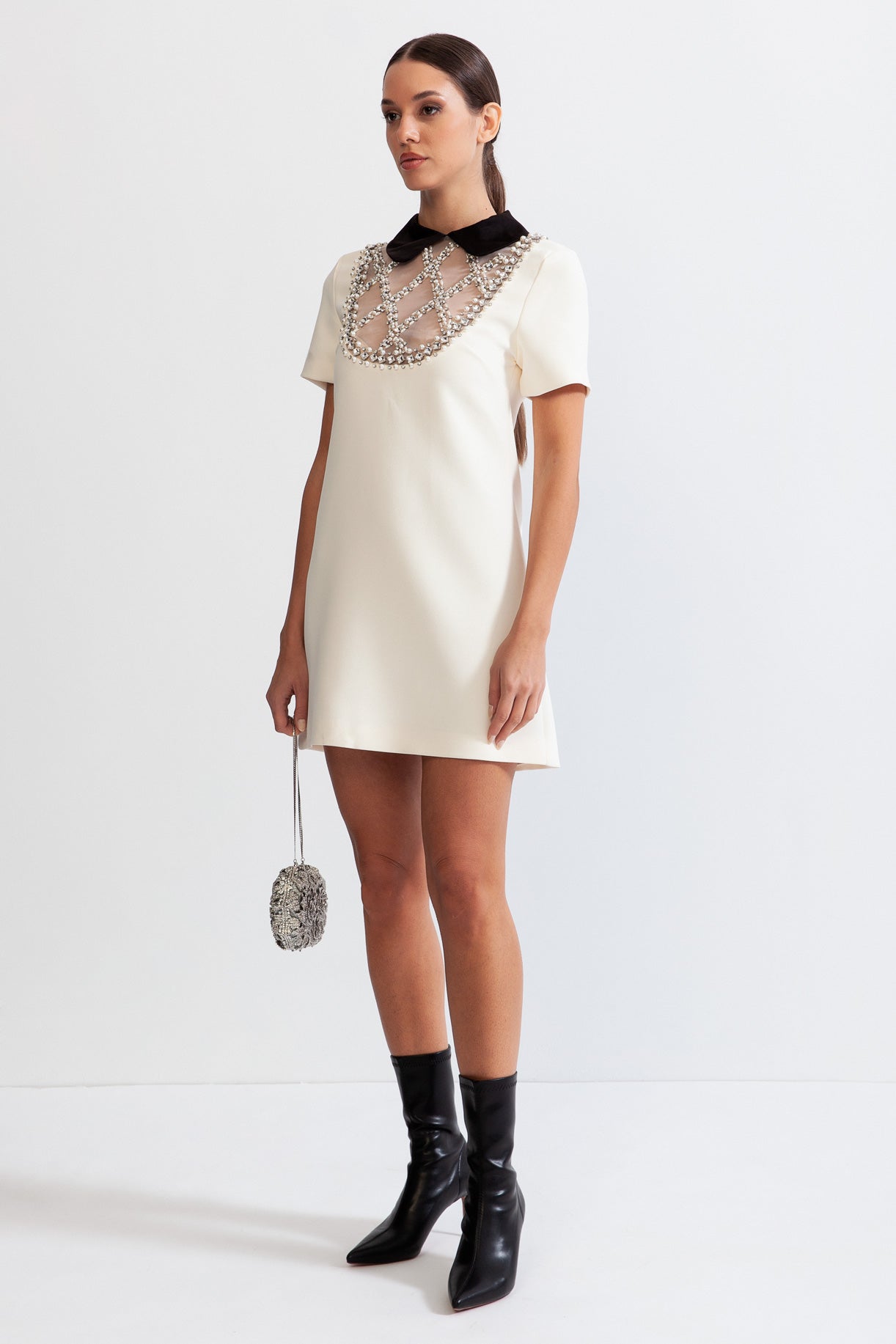 VERONA Mini Dress with Contrasting Collar and Jewelry Details - White