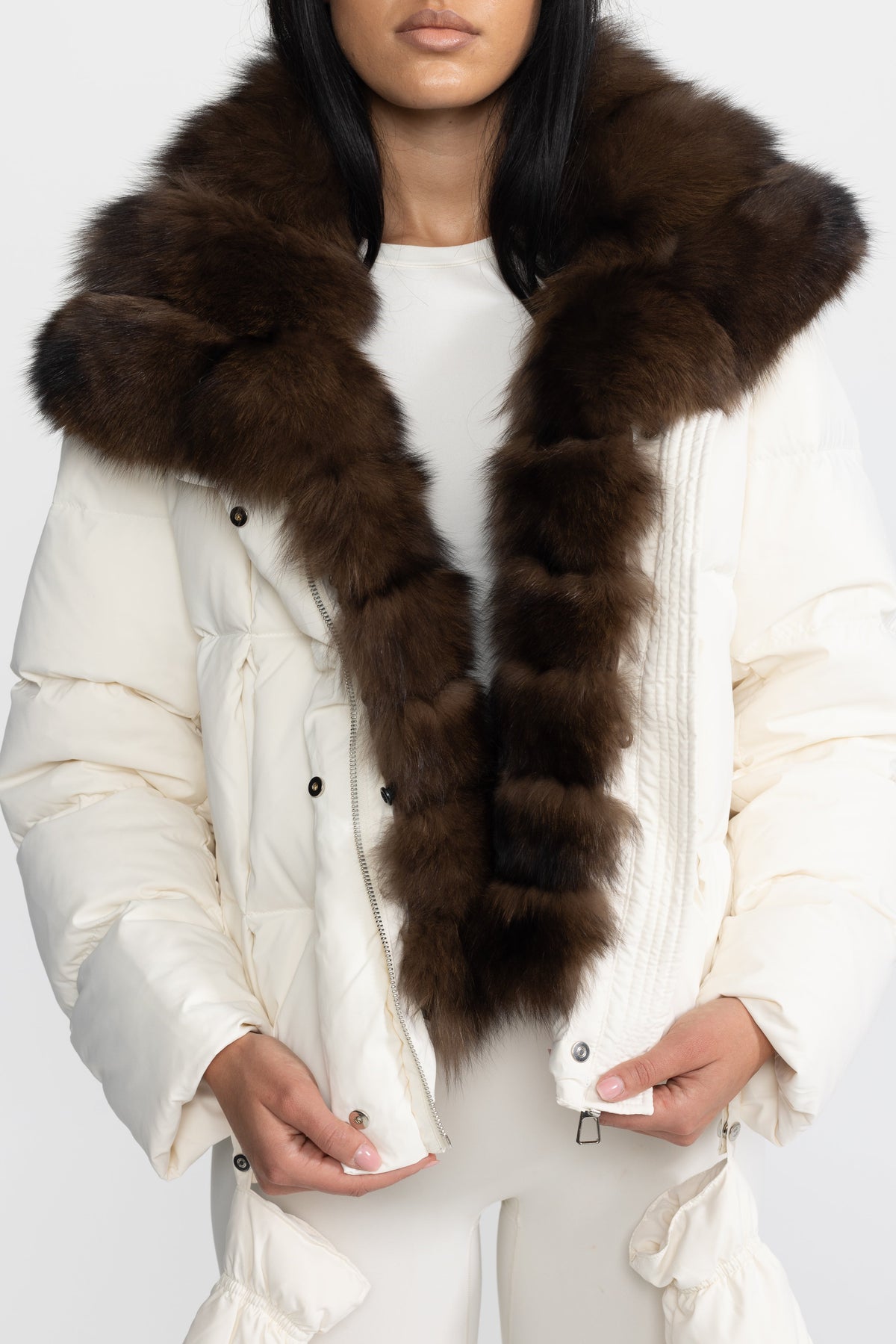Aliénor Ivoire Fox Fur Collar Cropped Down Puffer Jacket