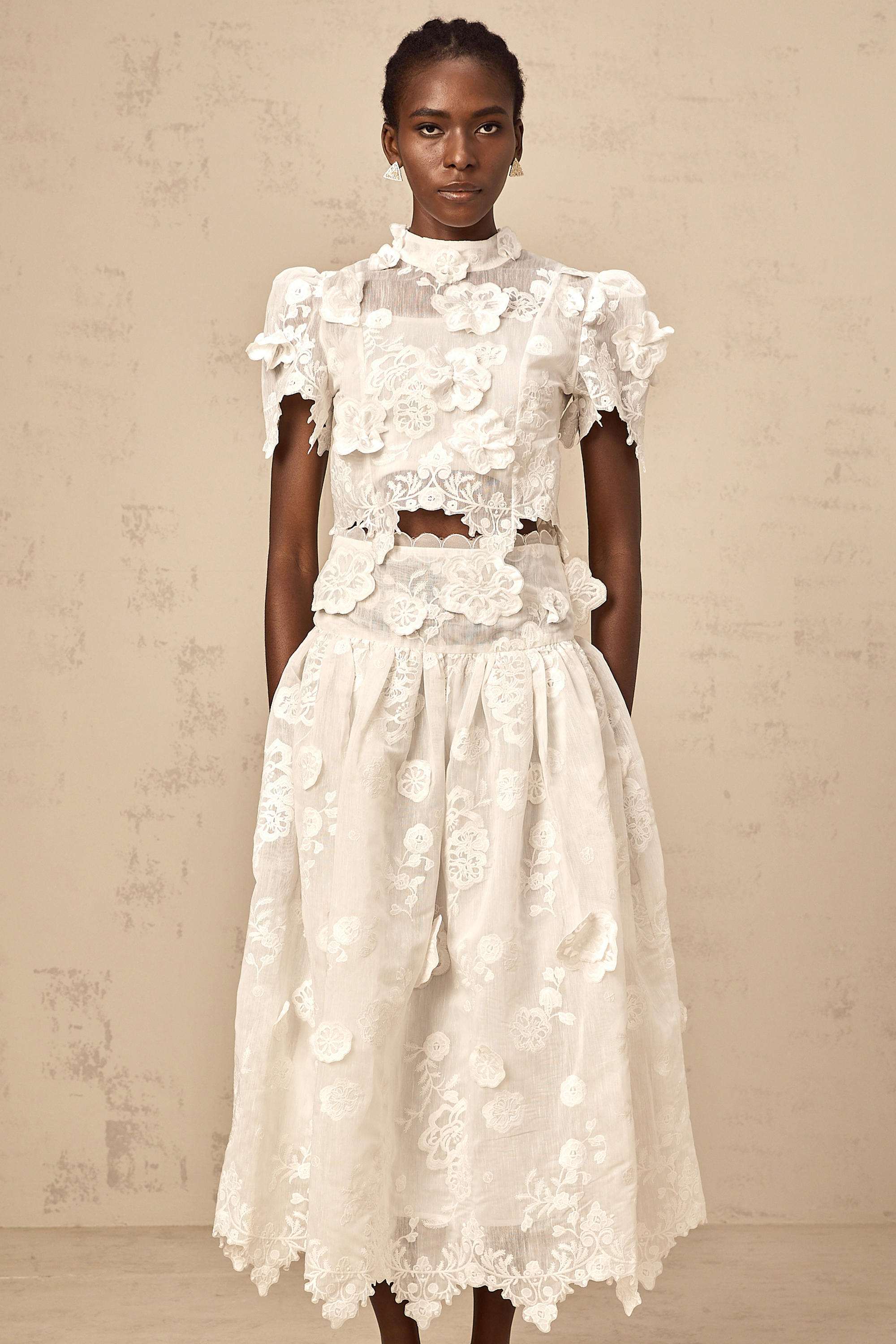 Thérèse white flower-embroidered top & skirt matching set (Final Sale-US Only)
