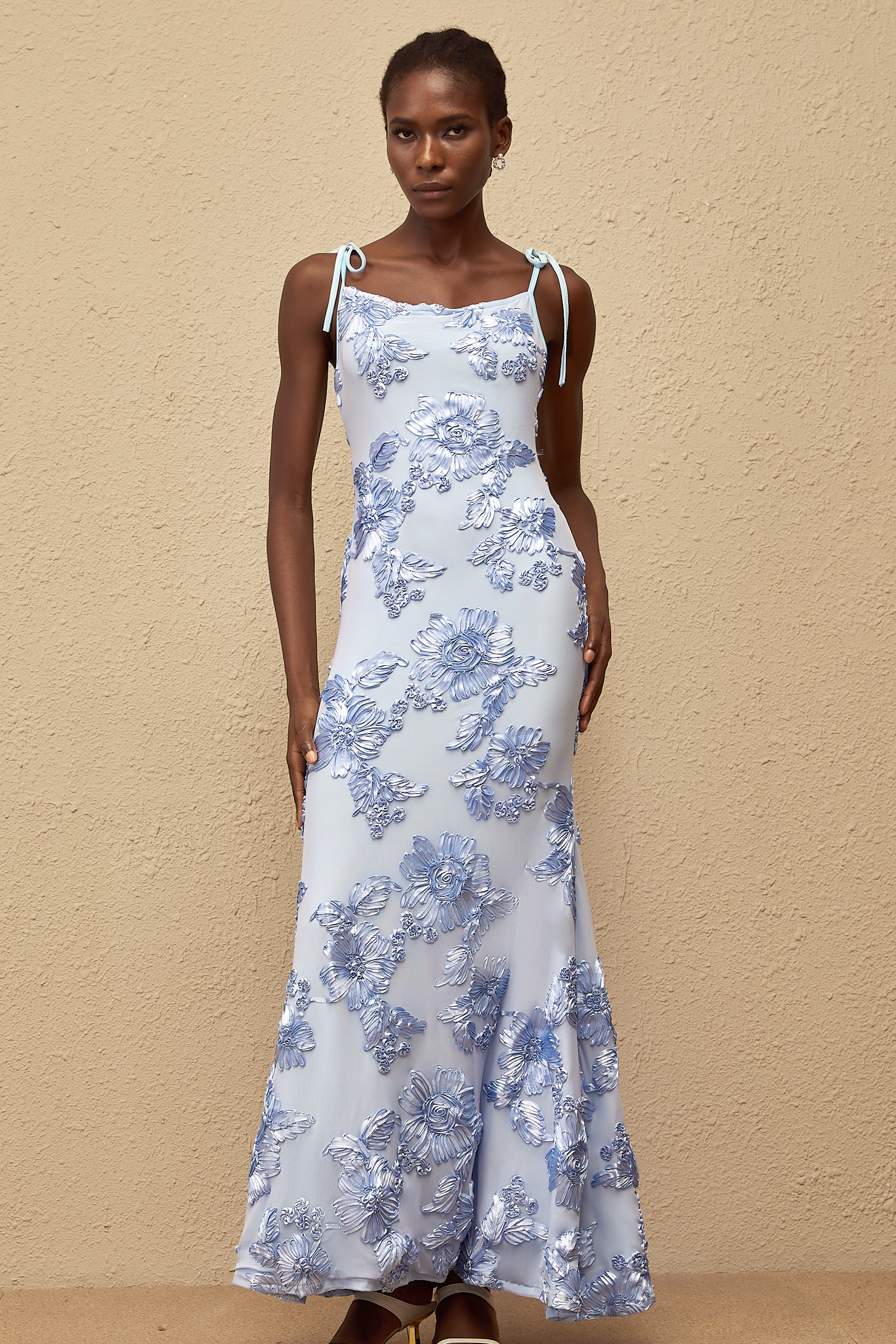Énigme Blue Jacquard Floral Maxi Dress