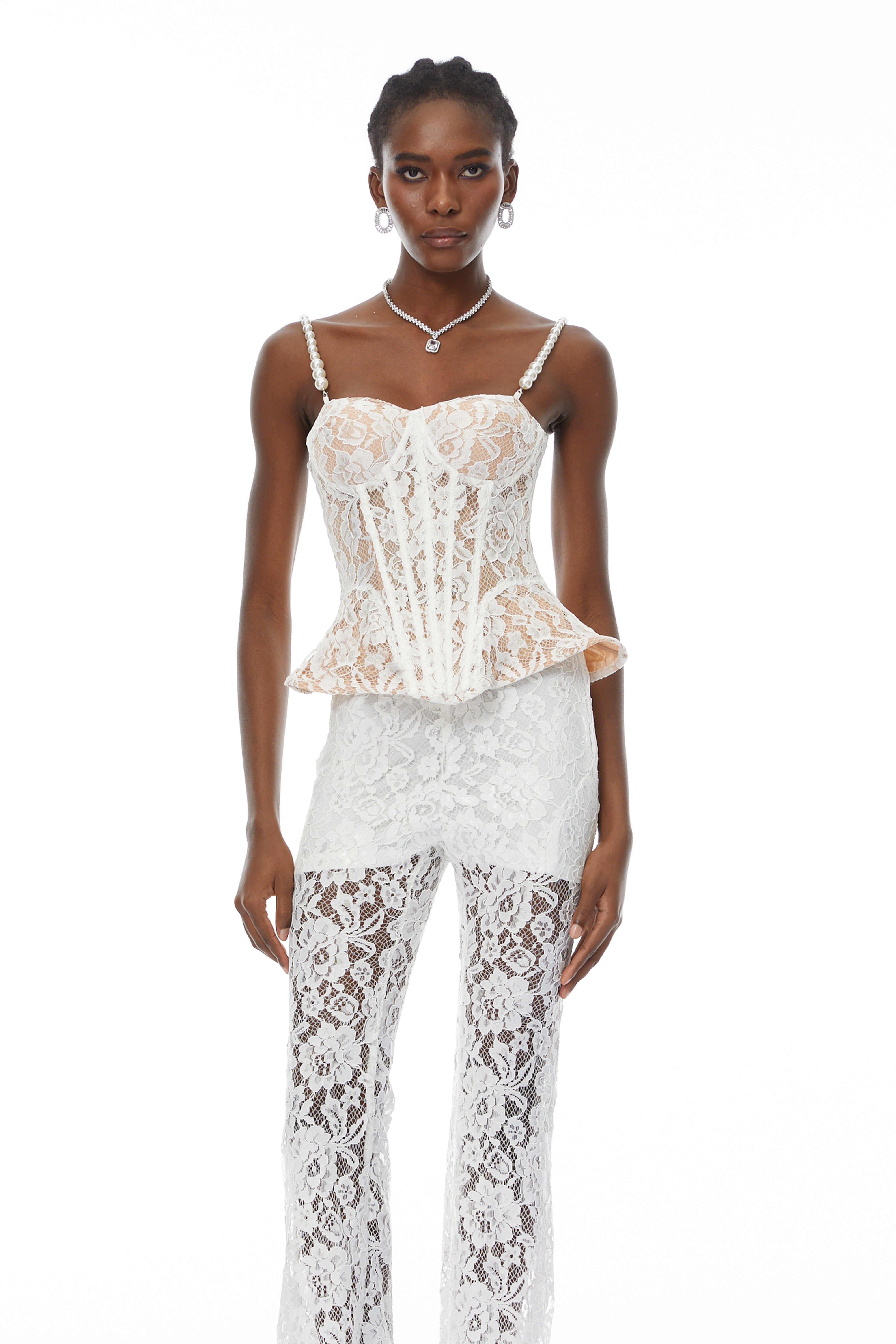 Védís White Floral Lace Top & Trousers Set