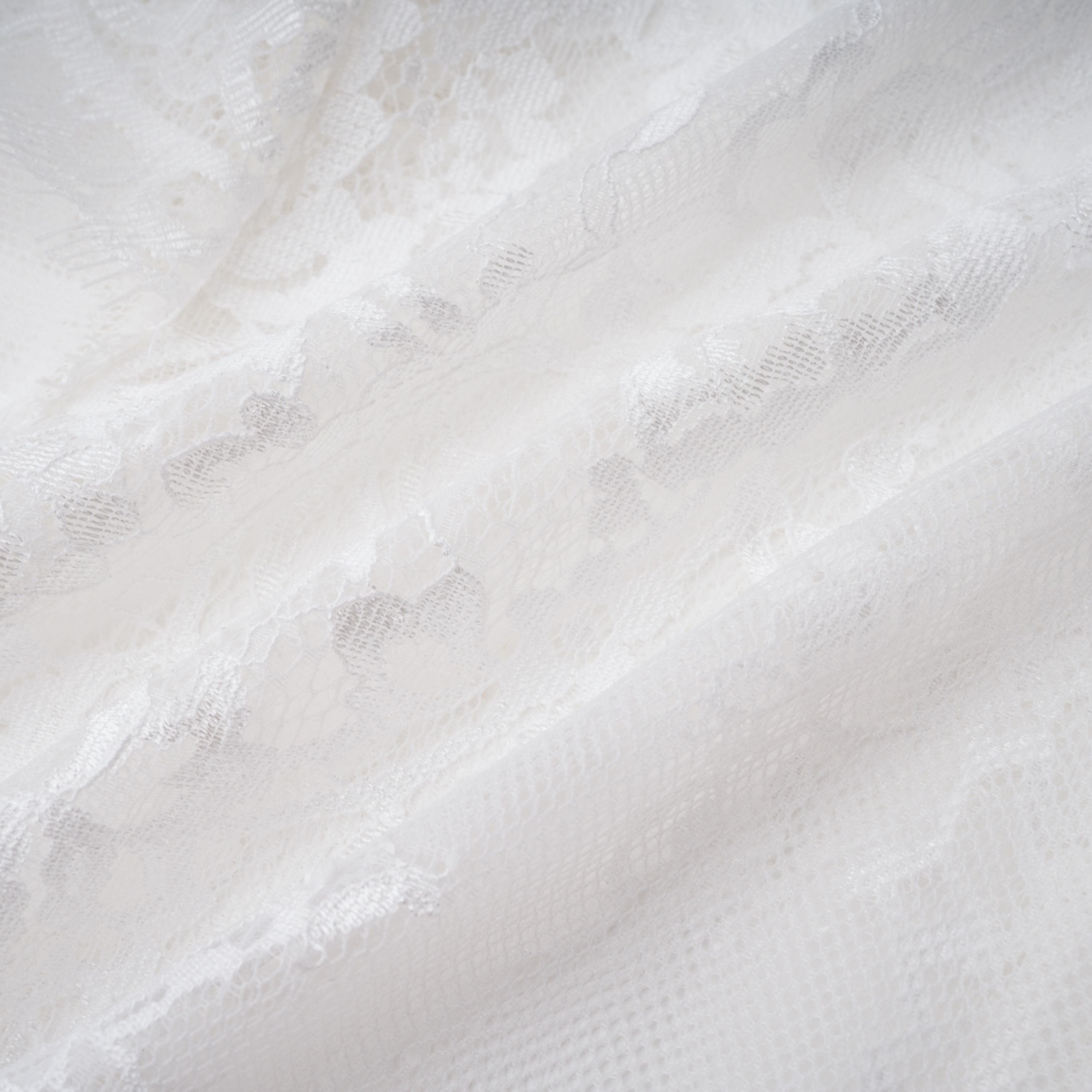 Michalina White Lace Convertible Gown with Detachable Skirt