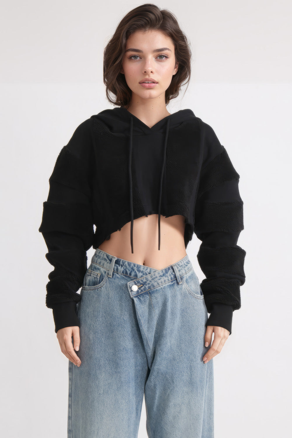 Cropped Hoodie  - Black