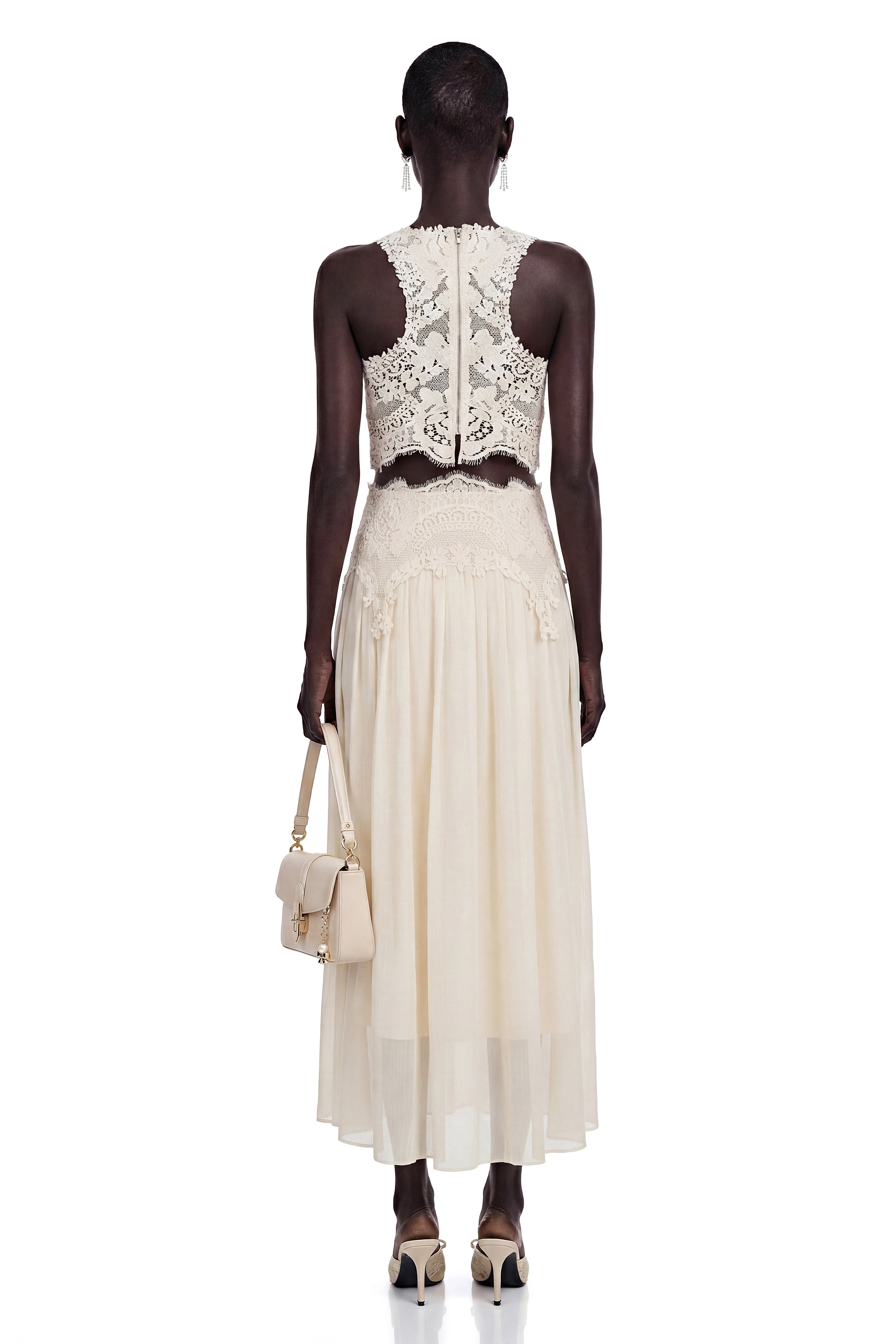 Wurdiz Cream Floral Lace Top & Chiffon Skirt Set