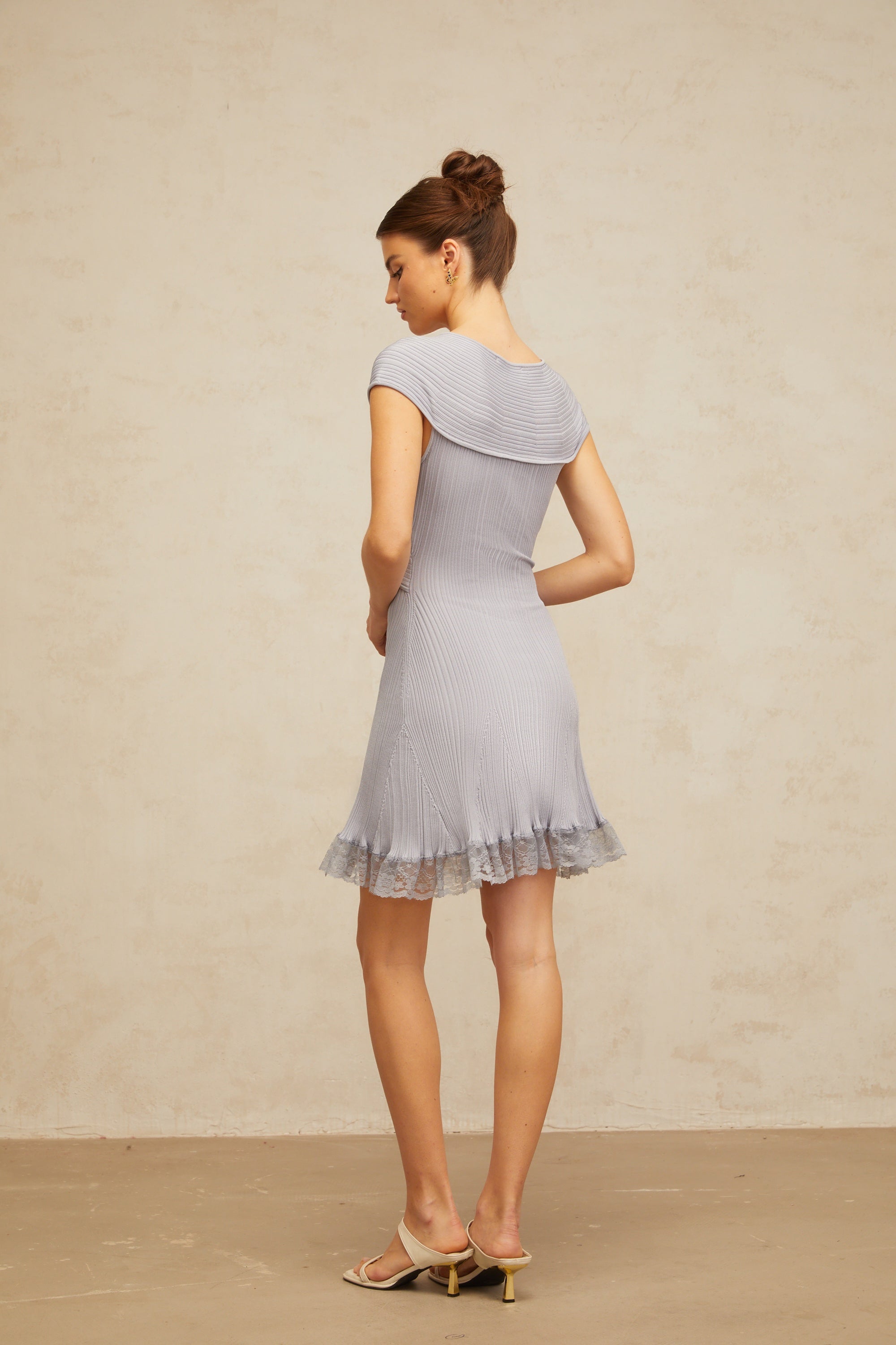 Kéa light-purple cross-over ribbed-knit mini dress