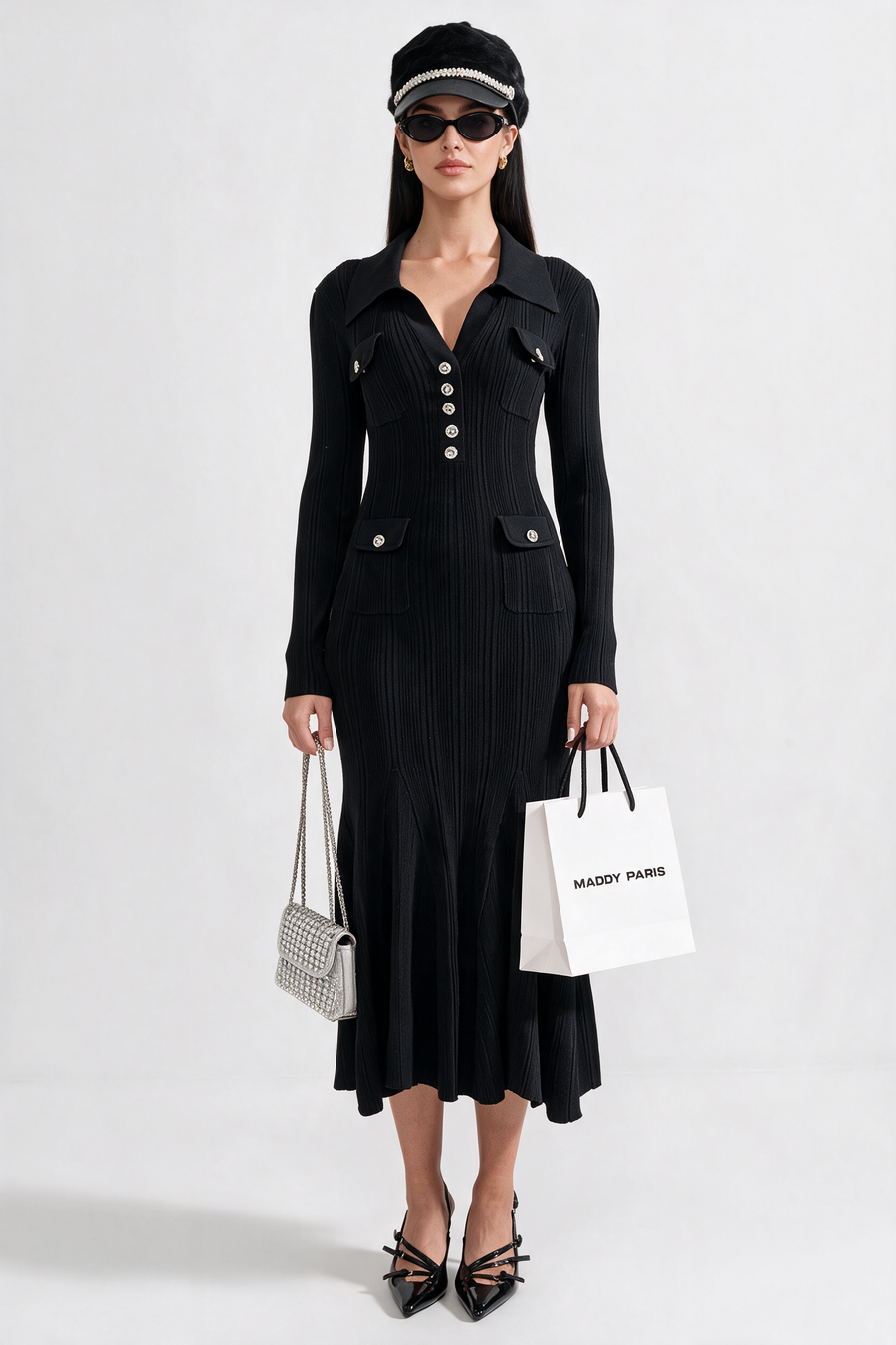 Elegant Ribbed Dress With Long Sleeves - Black