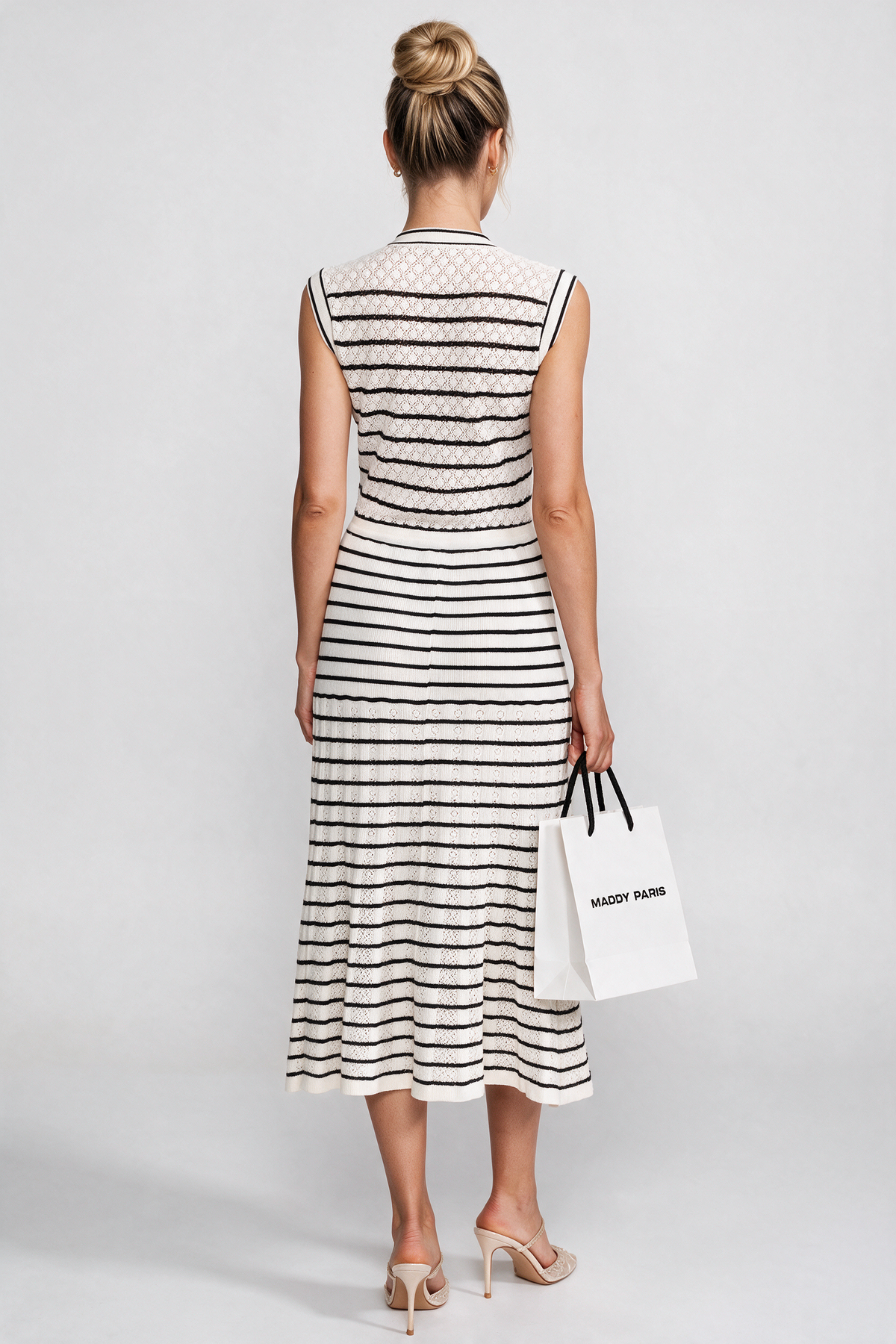 Striped Sleeveless Knit Midi Dress With V-Neck And Gold Buttons - White/Black