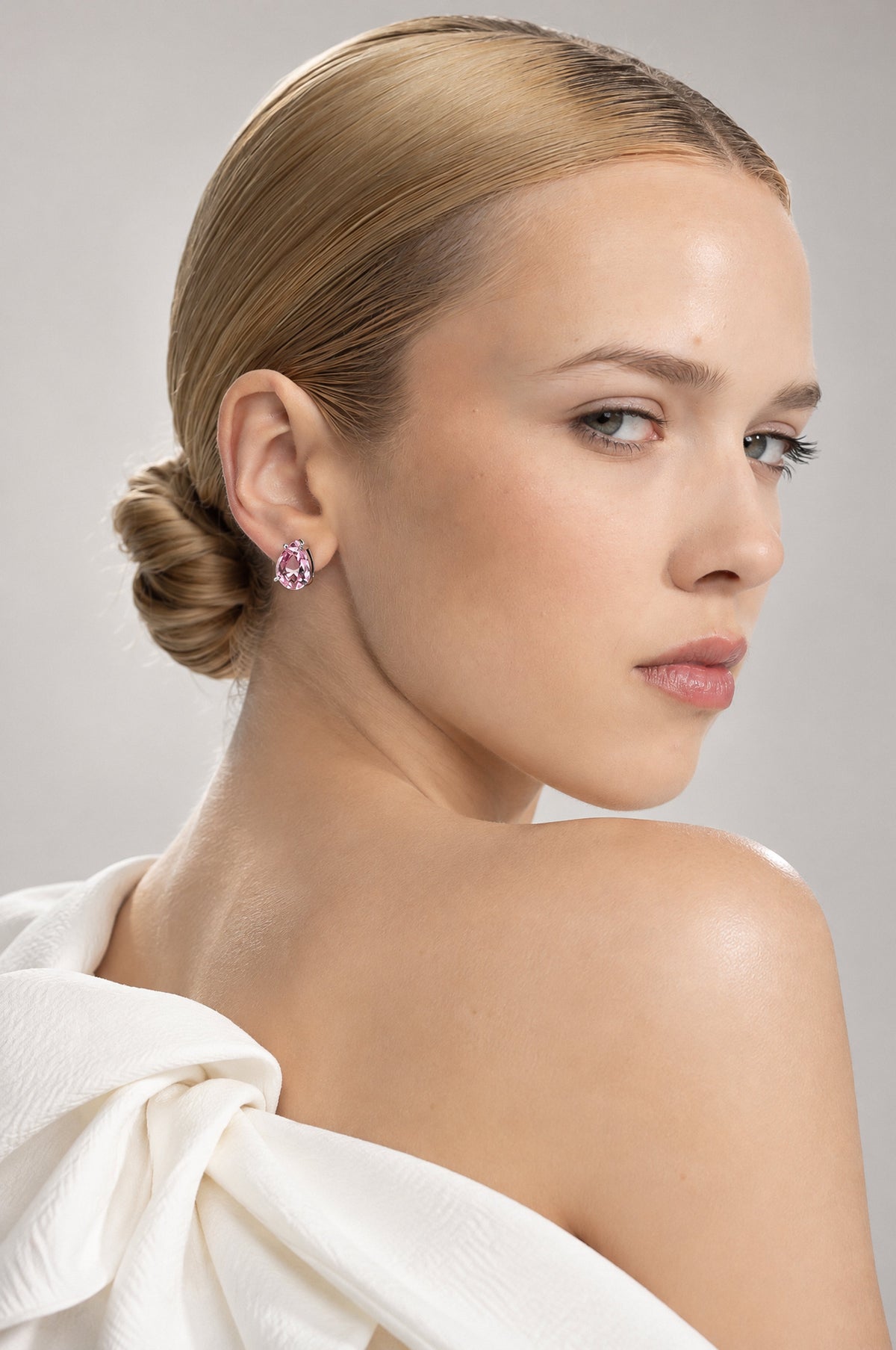 Hélia Pink Crystal Teardrop Stud Earrings