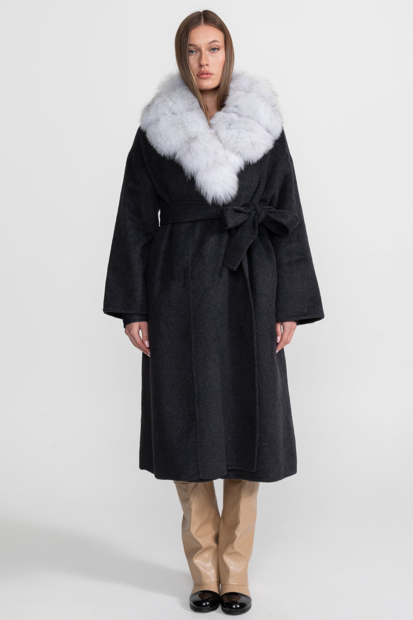 Wool Wrap Coat with Fox Fur Collar And Tie Belt – Black/Gray