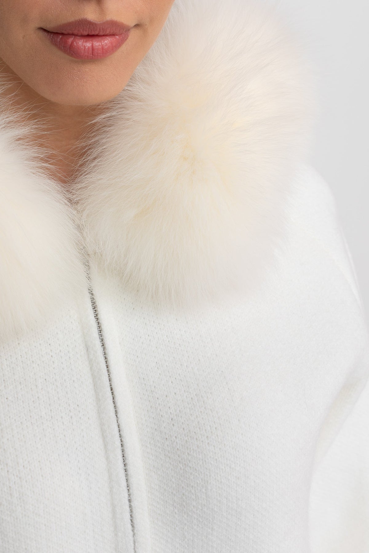 Valeriane Ivoire Zip-Up Wool Hoodie With Fox Fur Collar