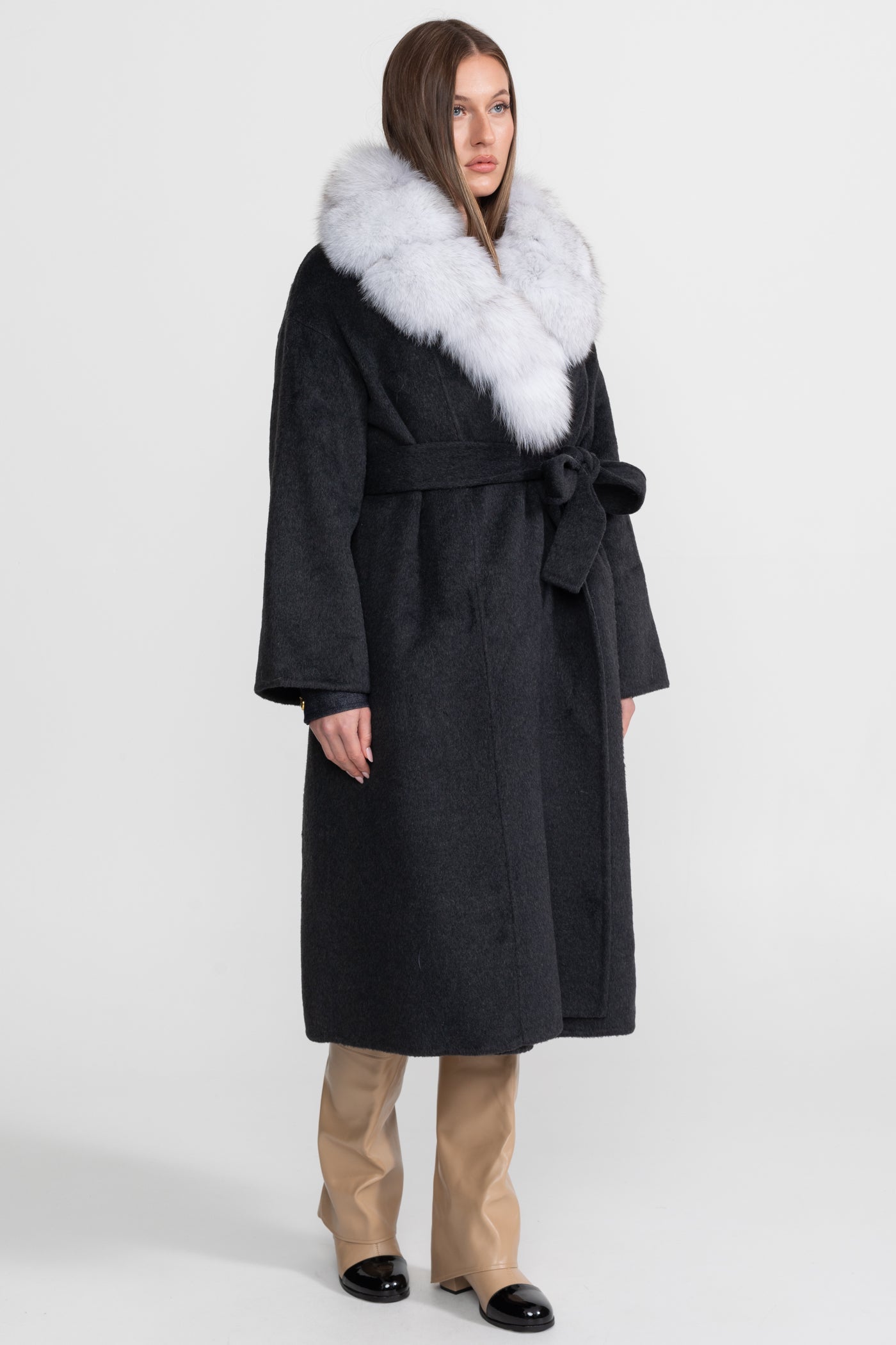 Wool Wrap Coat with Fox Fur Collar And Tie Belt – Black/Gray