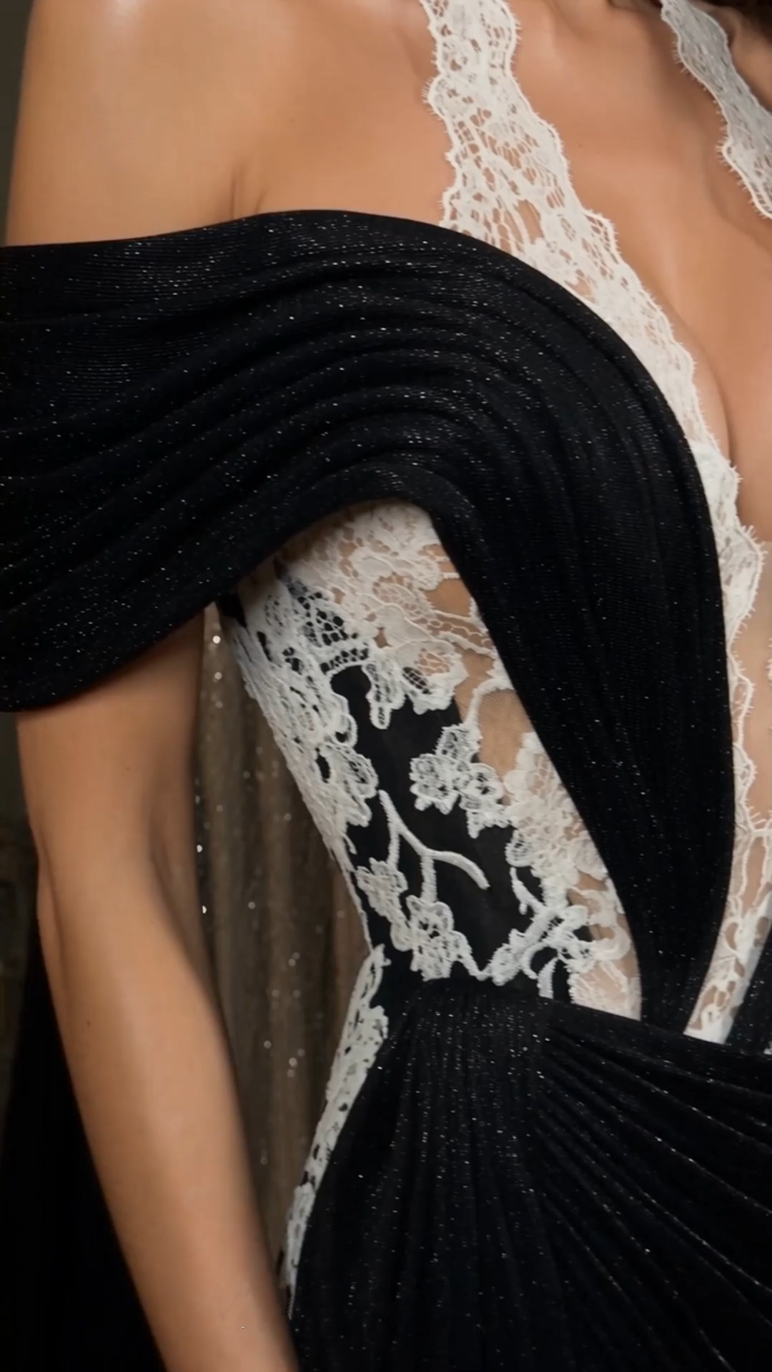 shiloh black lace plunging off-shoulder maxi dress
