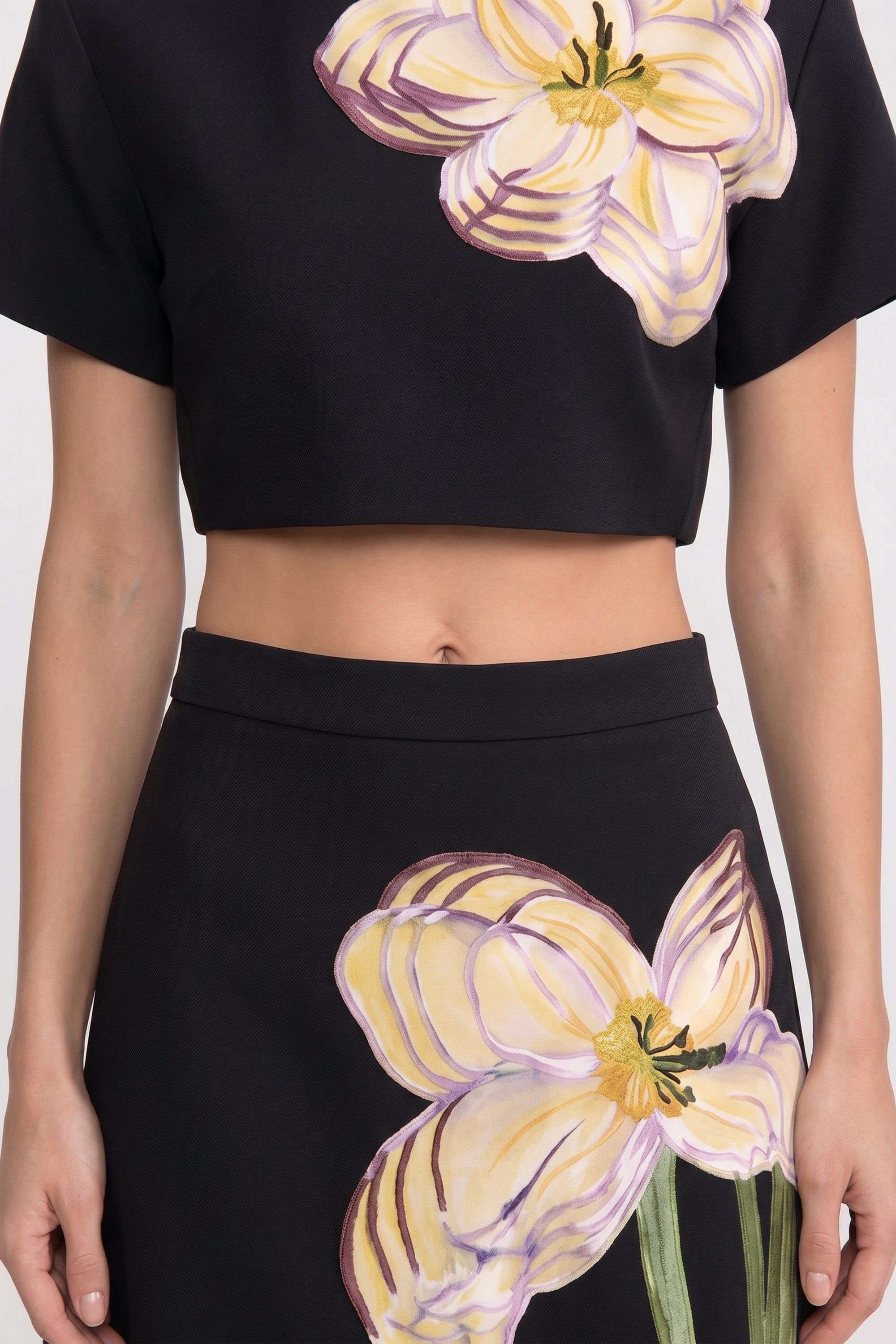 Short-Sleeve Floral-Print Co-Ord Set With Crop Top And Maxi Skirt - White